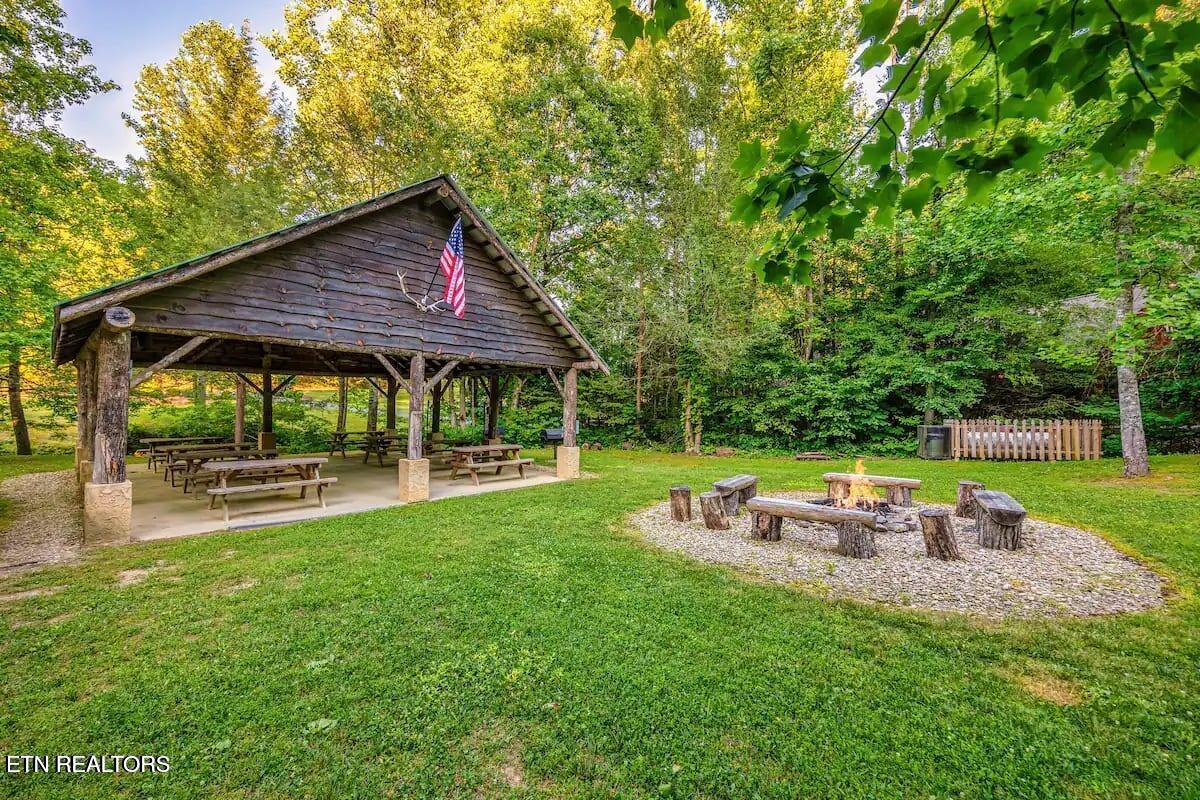 2673 Cedar Falls Way Sevierville TN 37862