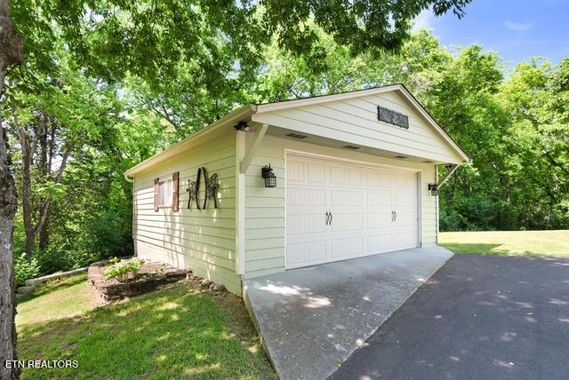 270 Lone Ridge Lane Clinton TN 37716