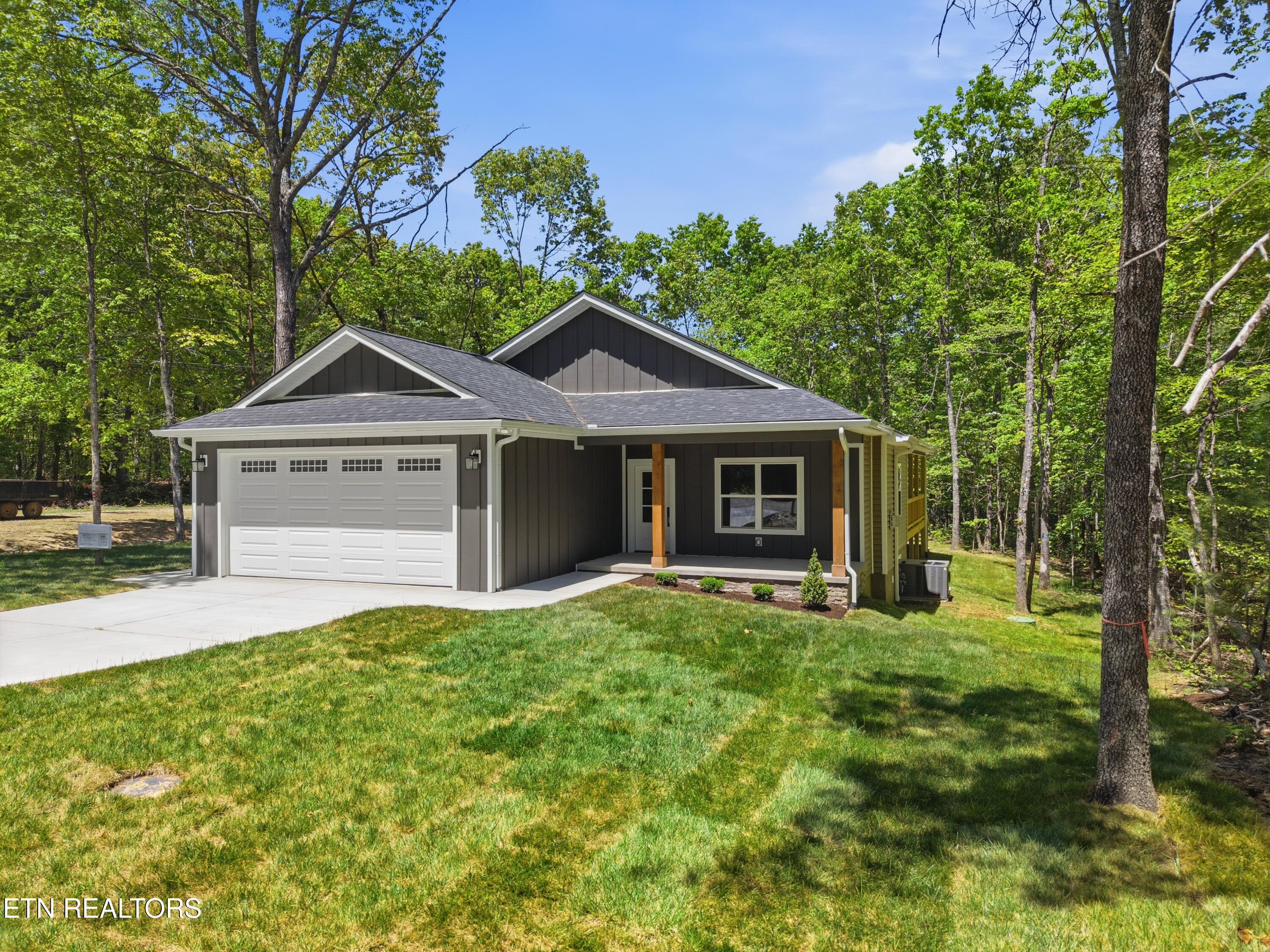 172 Hawes Circle Crossville TN 38558