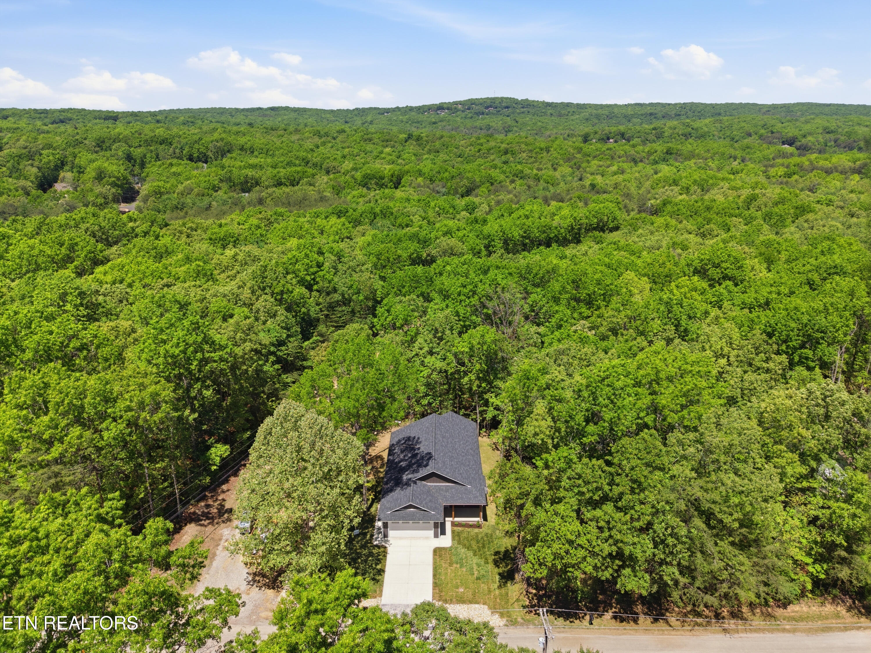 172 Hawes Circle Crossville TN 38558