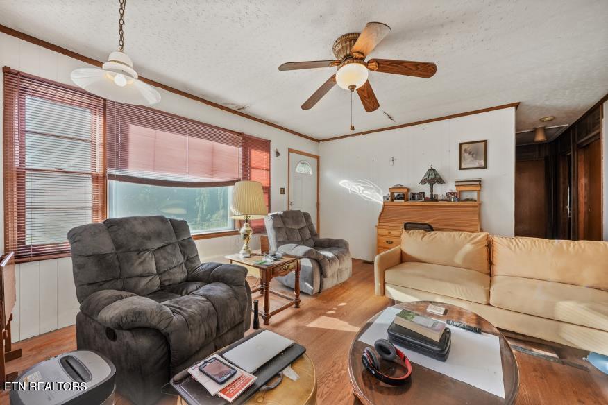2963 Cecil Avenue Knoxville TN 37917