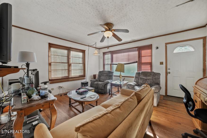 2963 Cecil Avenue Knoxville TN 37917