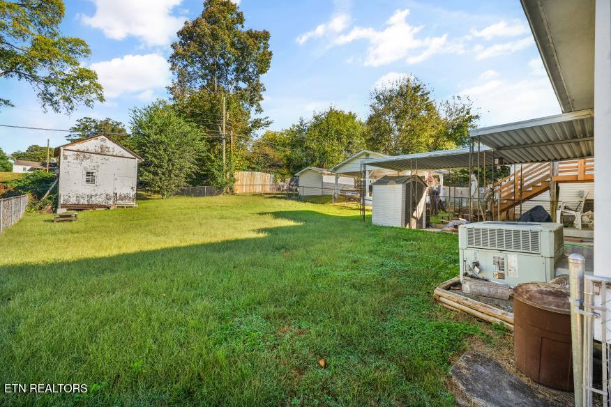 2963 Cecil Avenue Knoxville TN 37917