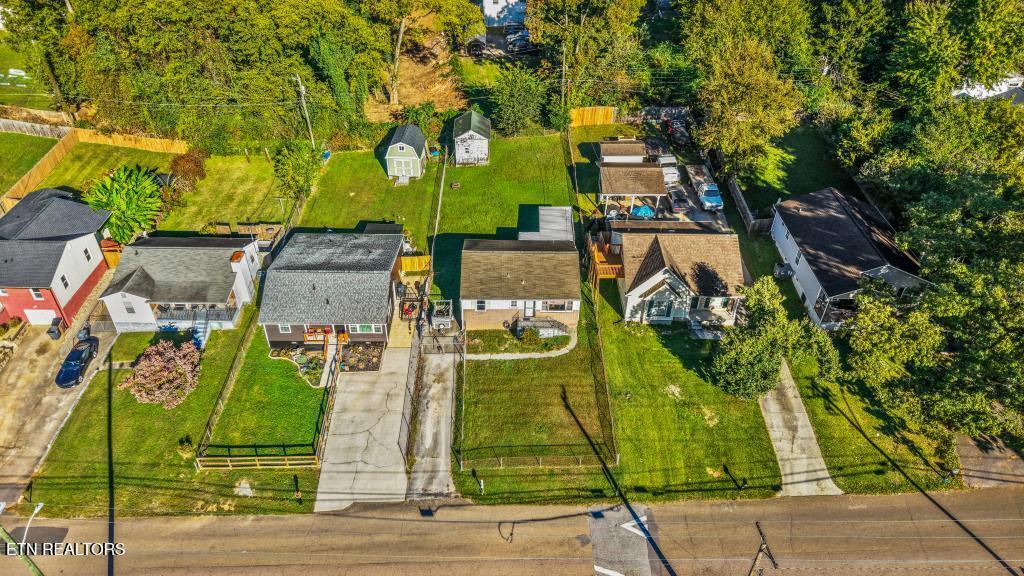 2963 Cecil Avenue Knoxville TN 37917