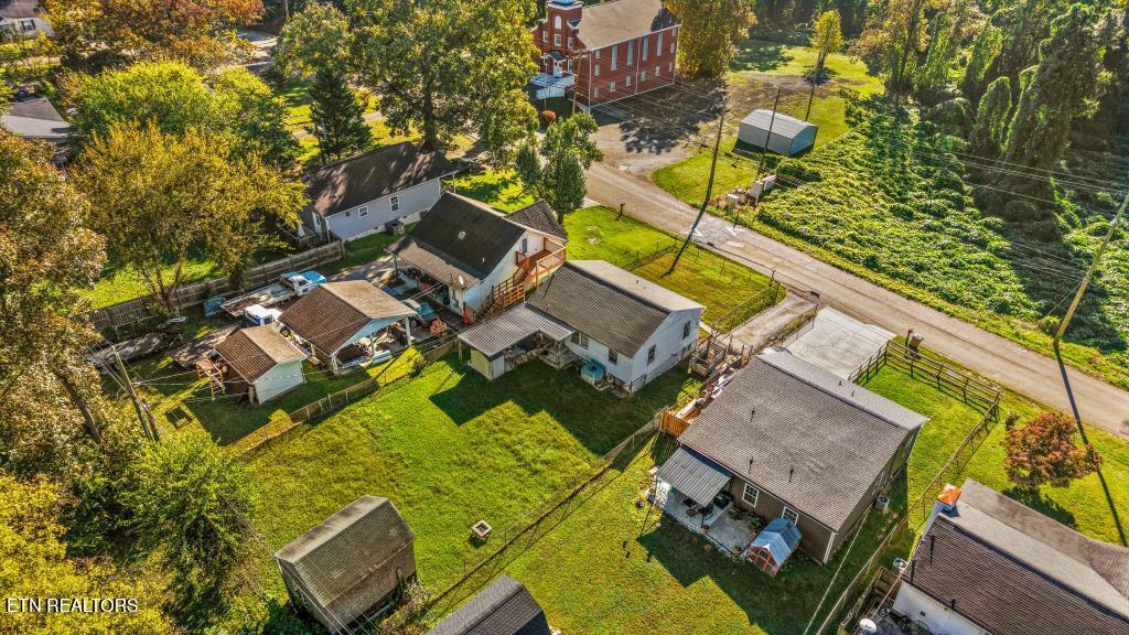 2963 Cecil Avenue Knoxville TN 37917