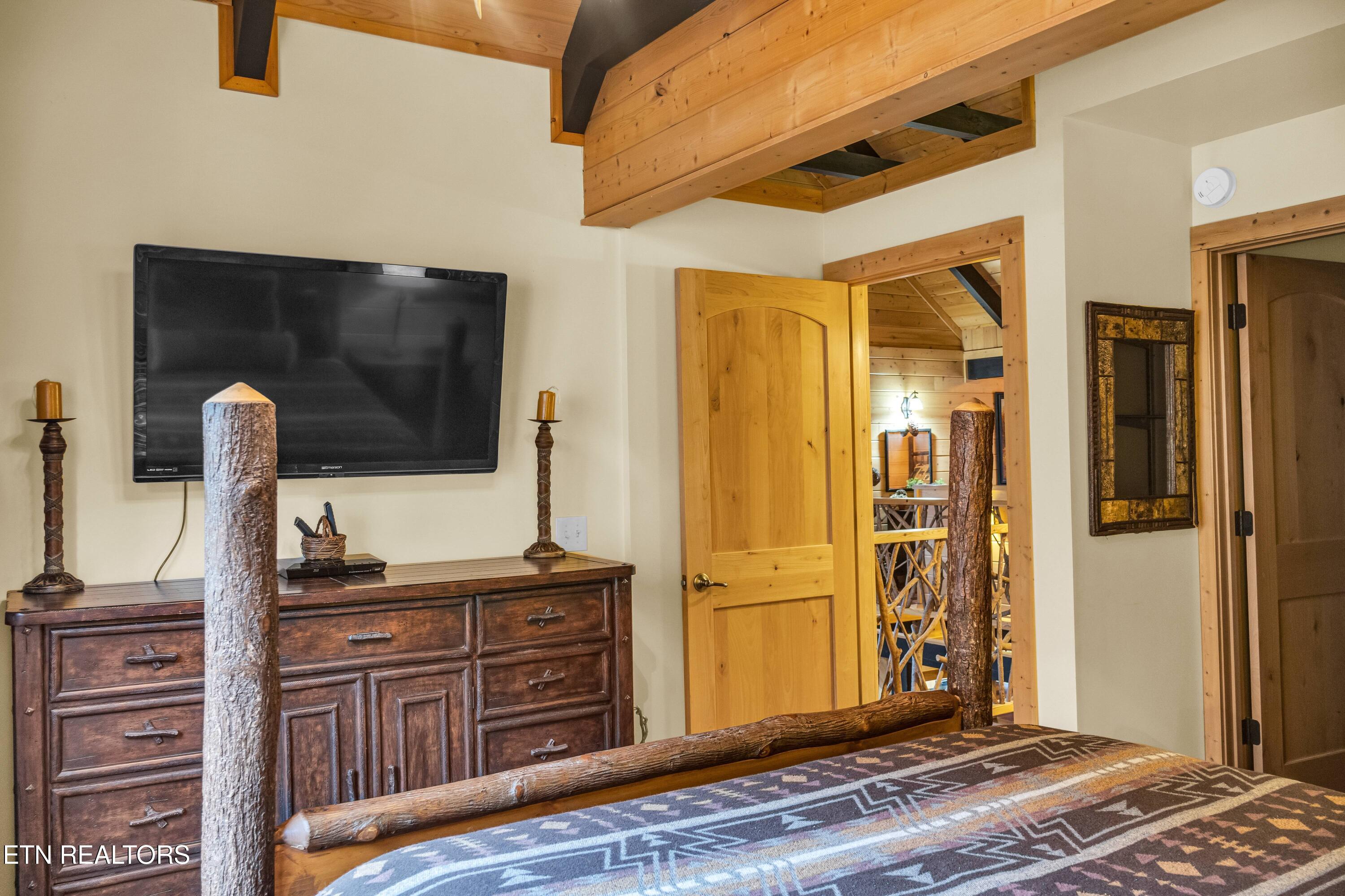 1667 Cherohala Skyway Tellico Plains TN 37385
