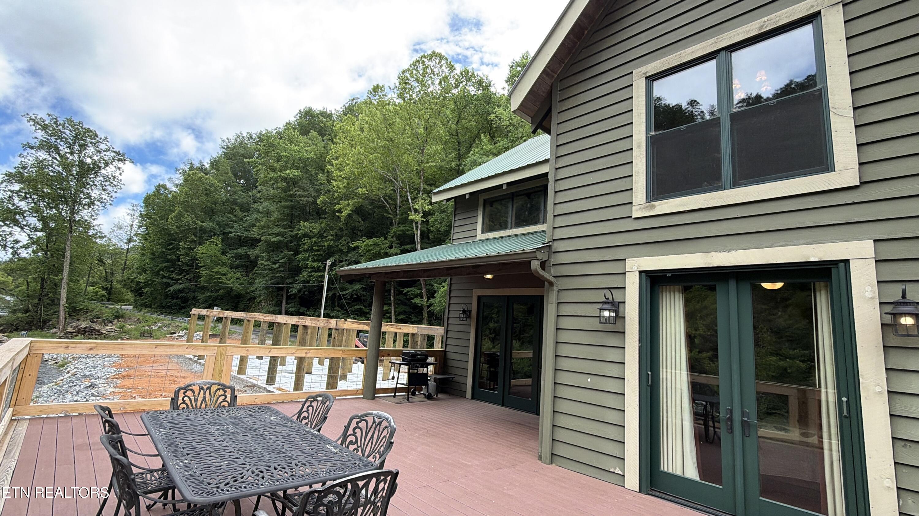 1667 Cherohala Skyway Tellico Plains TN 37385