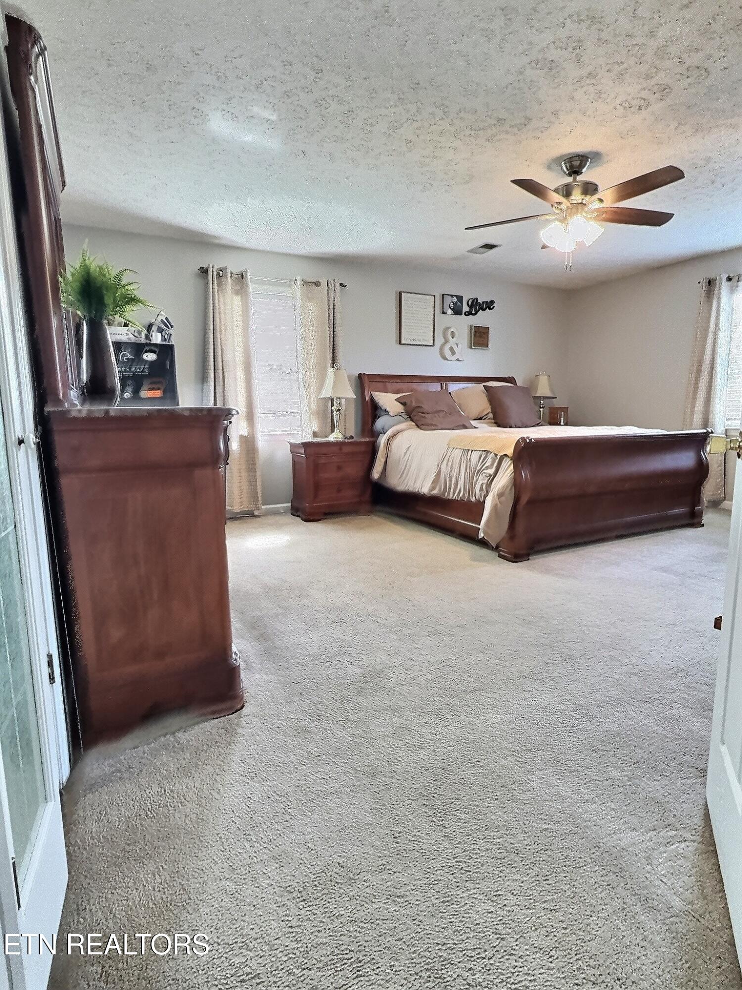160 Stones Lane Jacksboro TN 37757