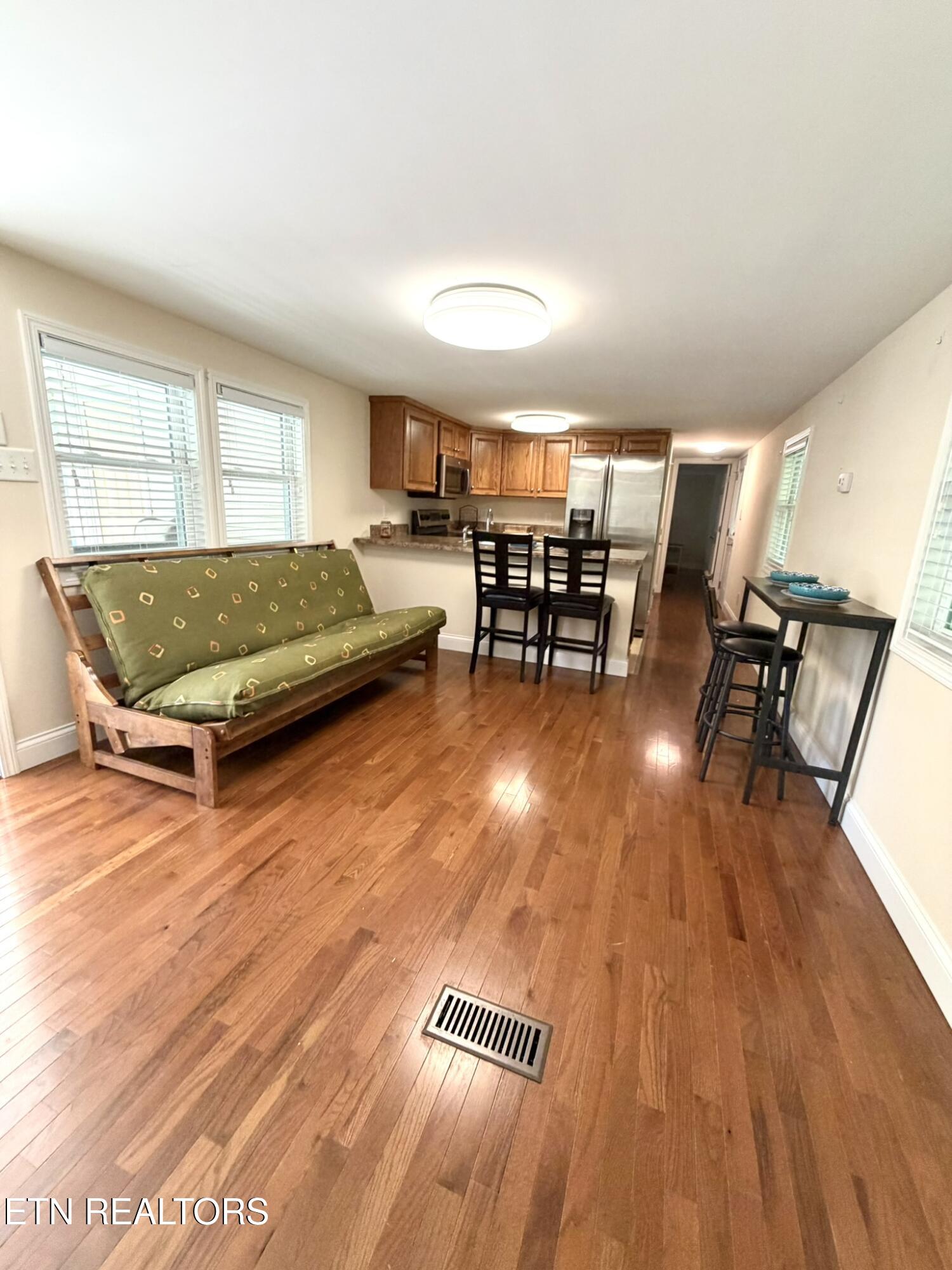 1219 Fishermans Way Sevierville TN 37876
