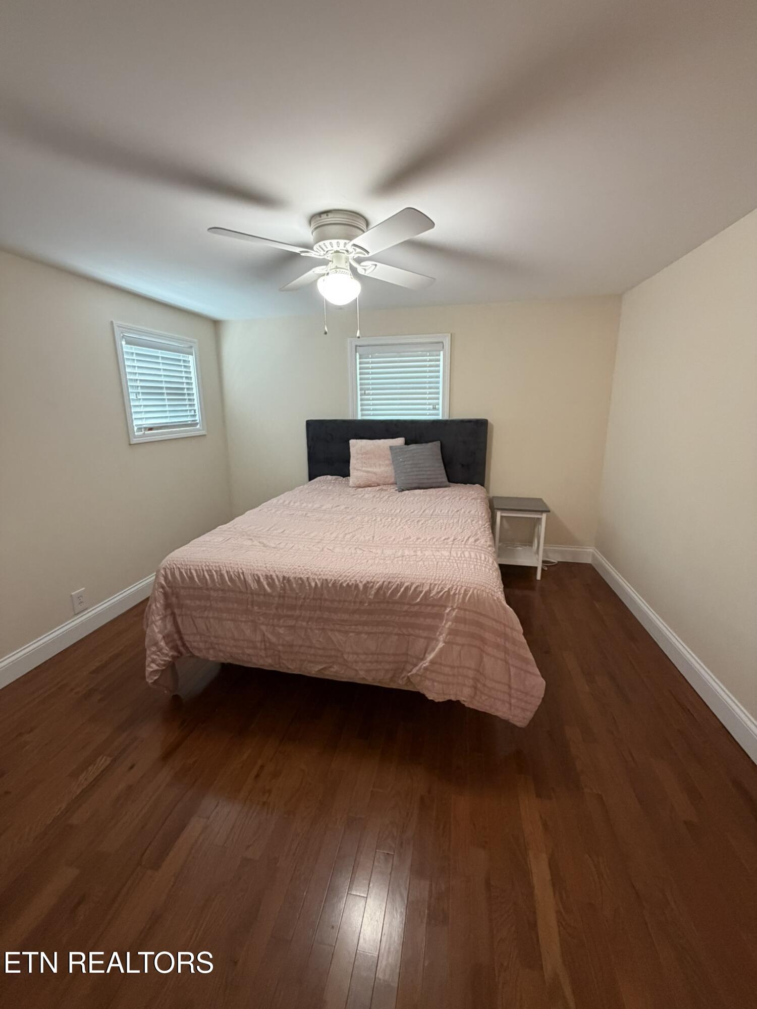 1219 Fishermans Way Sevierville TN 37876