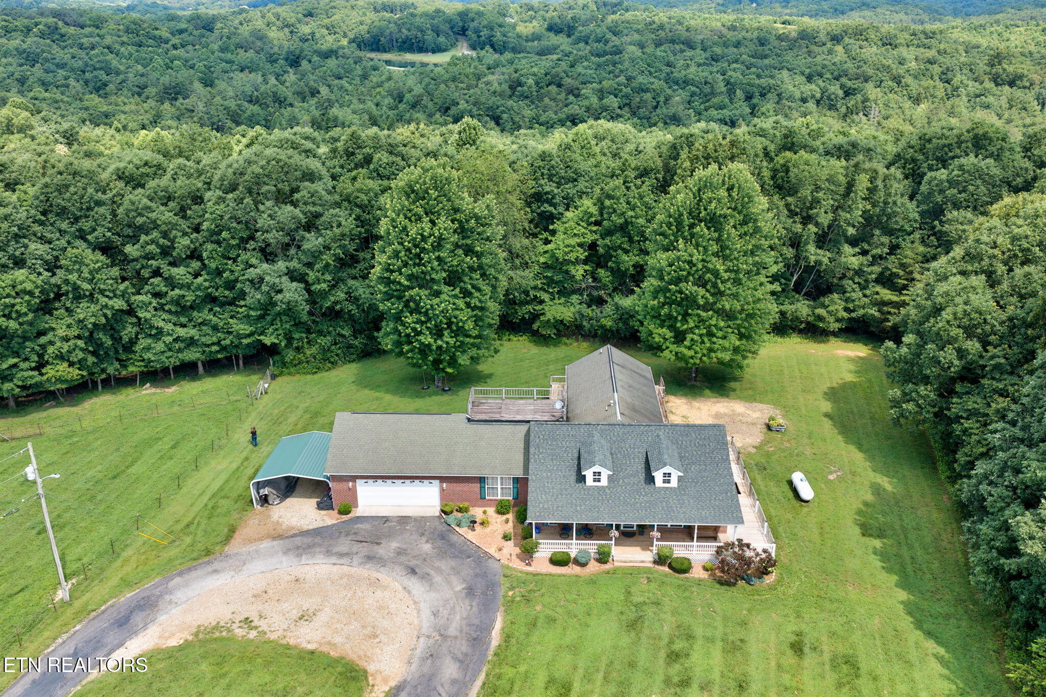 651 Highland Lane Crossville TN 38555
