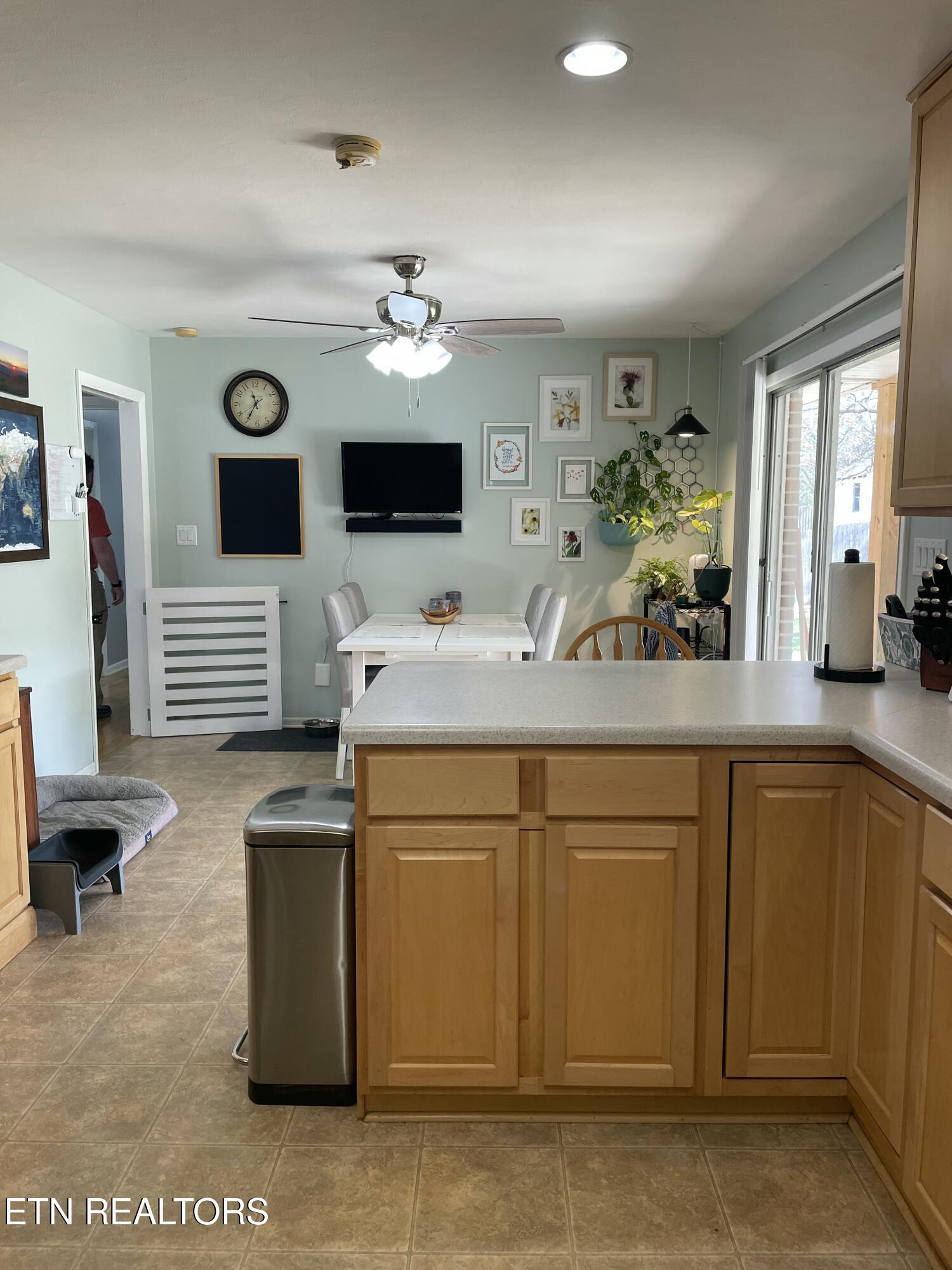 947 N Linden Drive Alcoa TN 37701