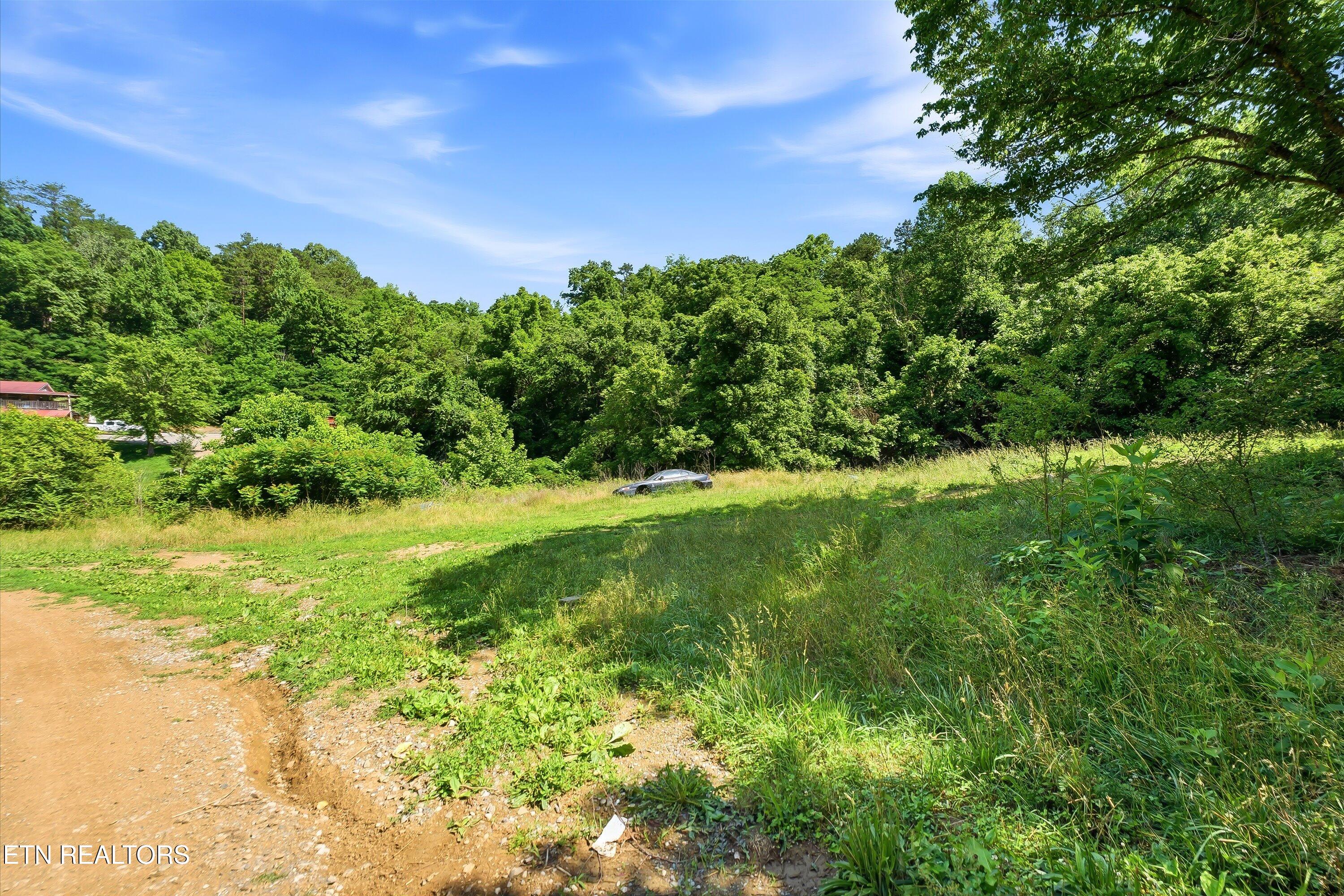 9101 Andersonville Pike Powell TN 37849