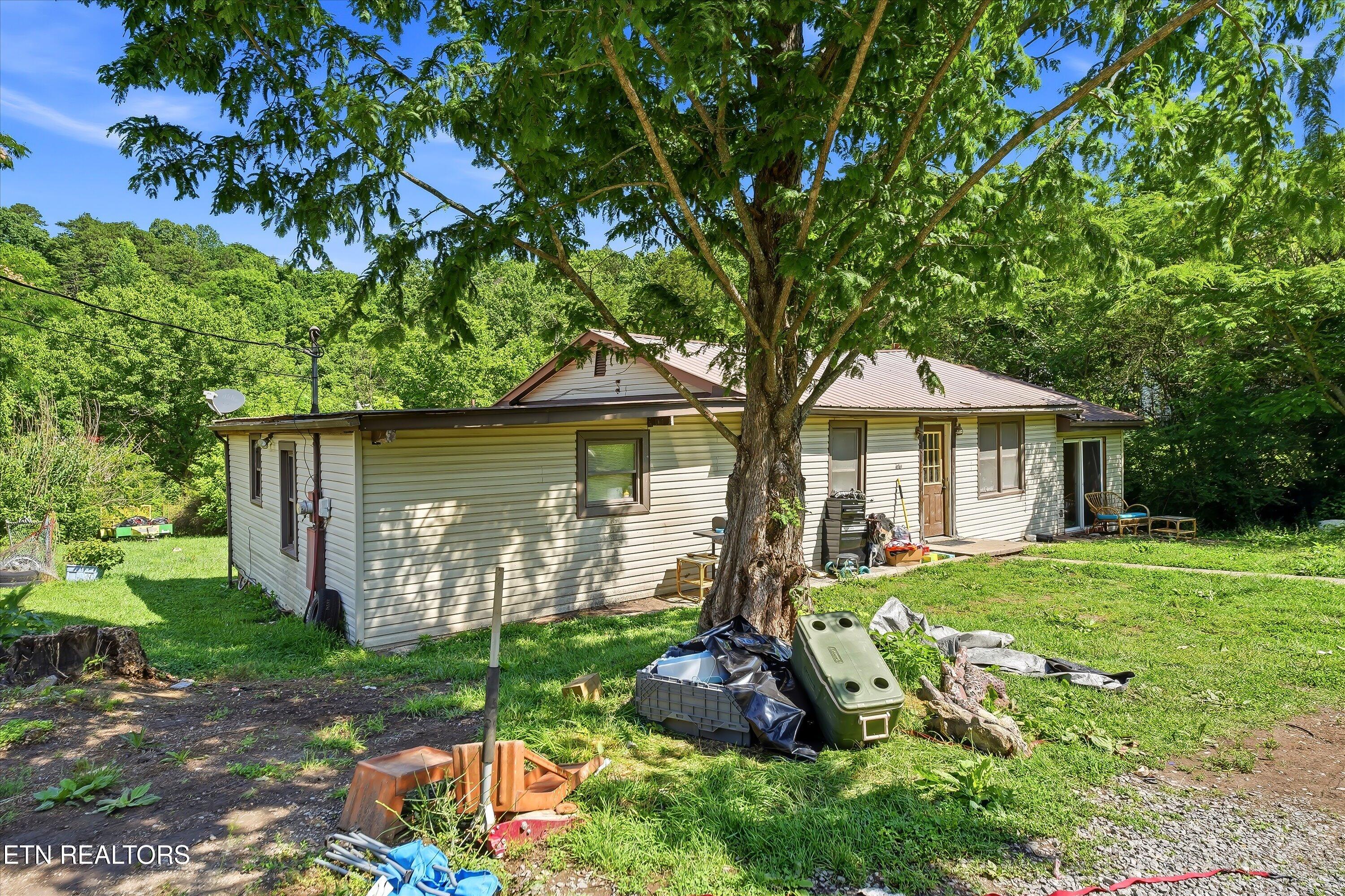 9101 Andersonville Pike Powell TN 37849