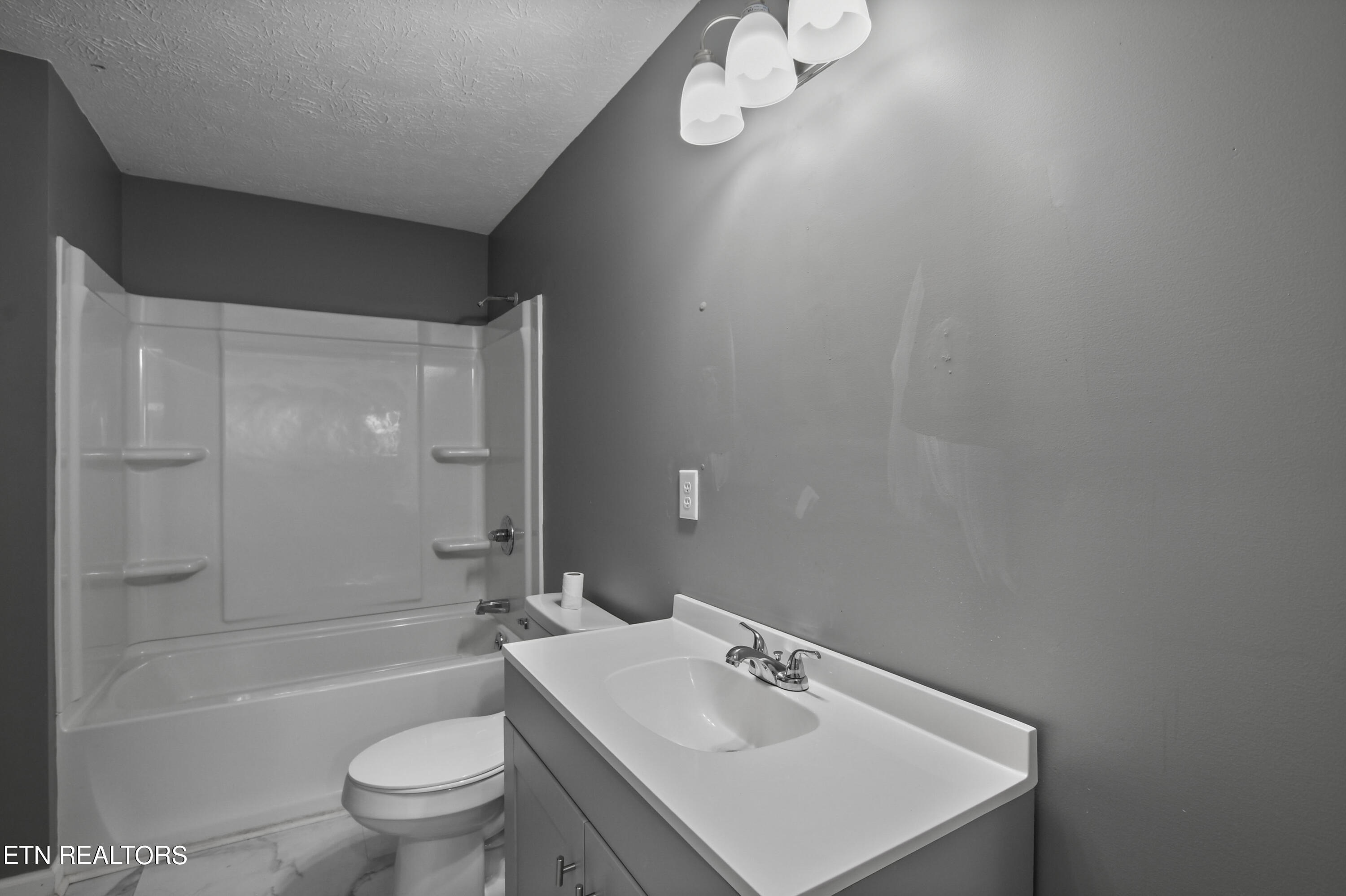 205 E Elm Street Lafollette TN 37766