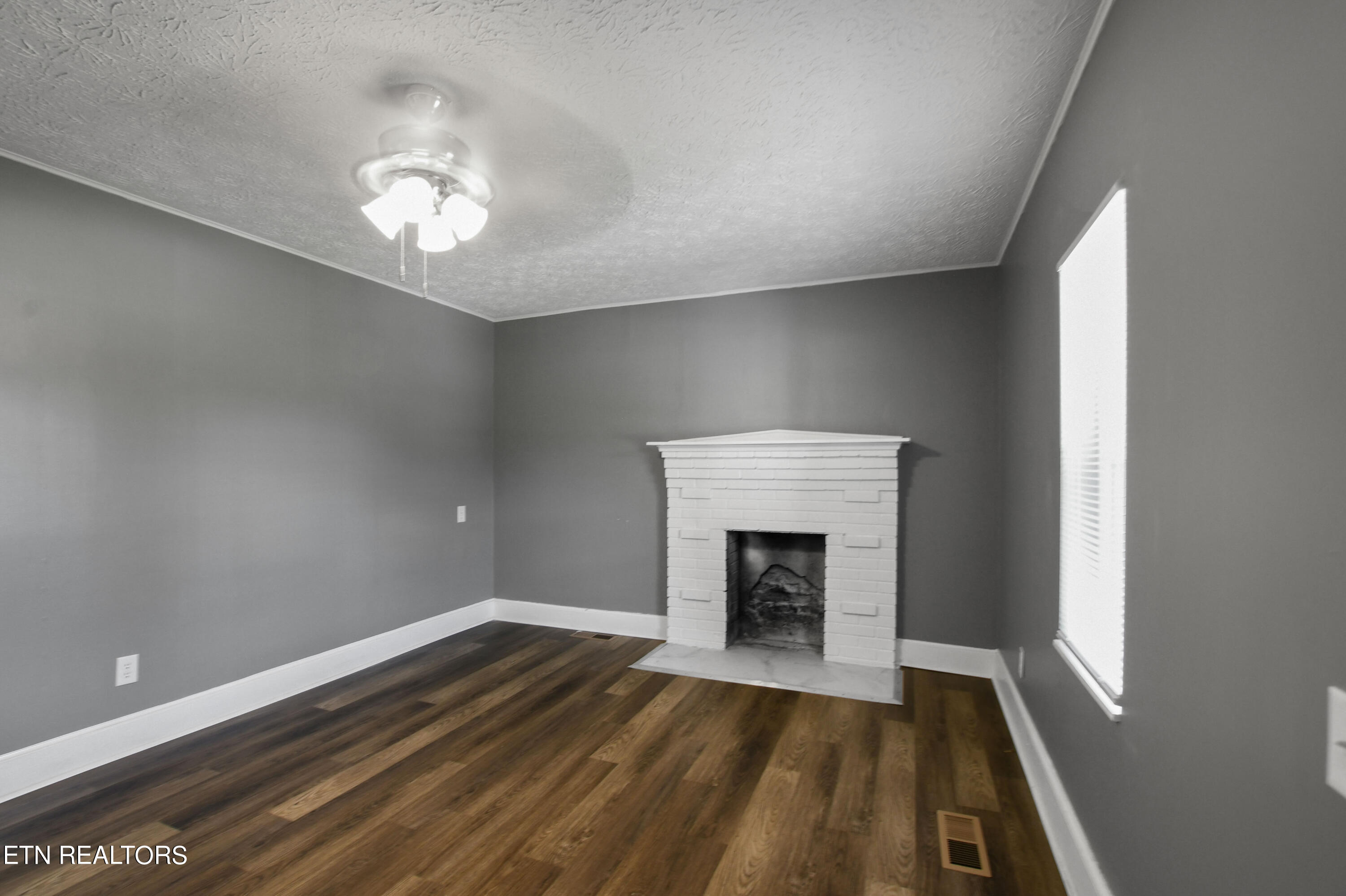 205 E Elm Street Lafollette TN 37766