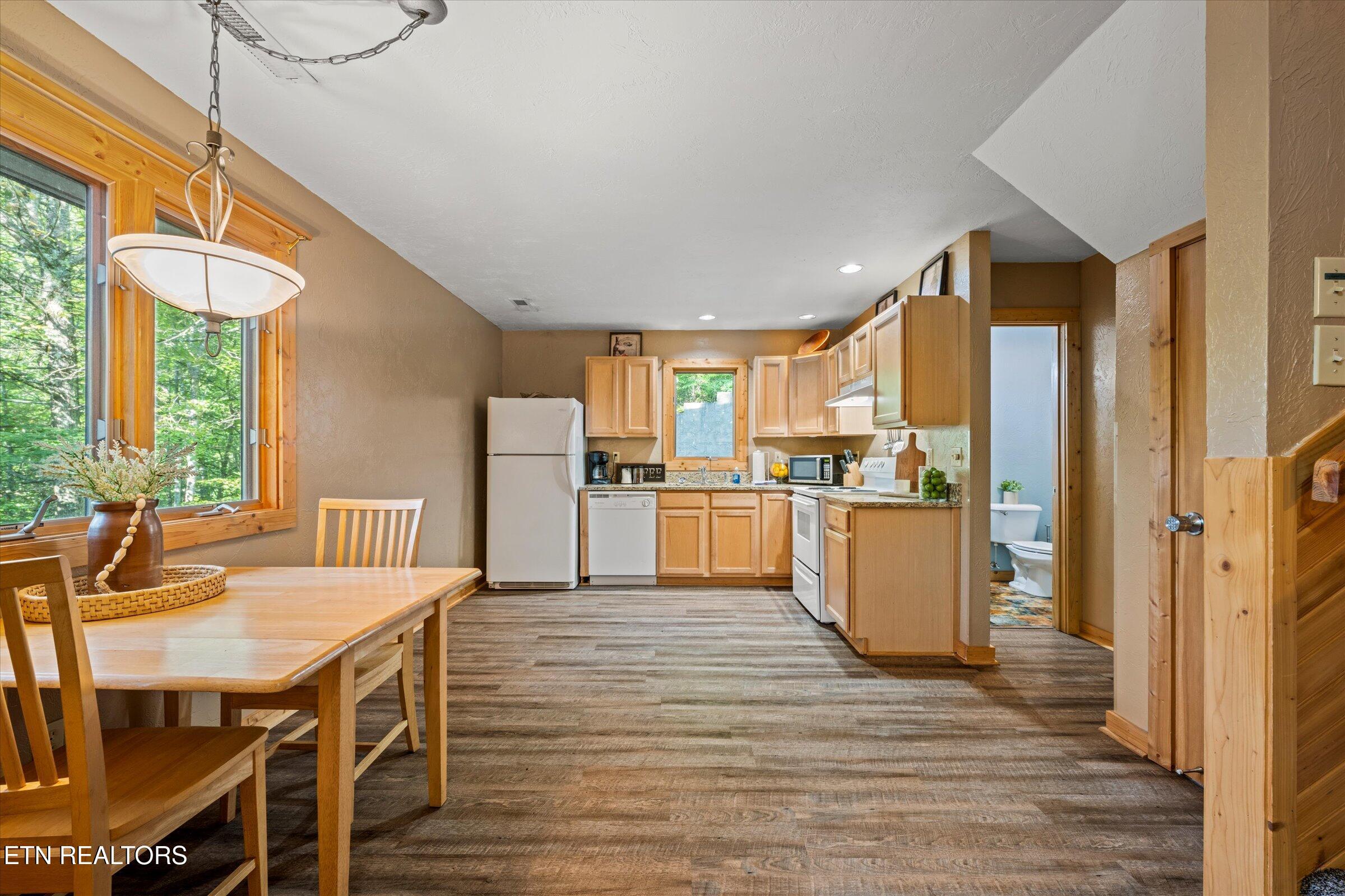 925 Sunshine Trail Gatlinburg TN 37738