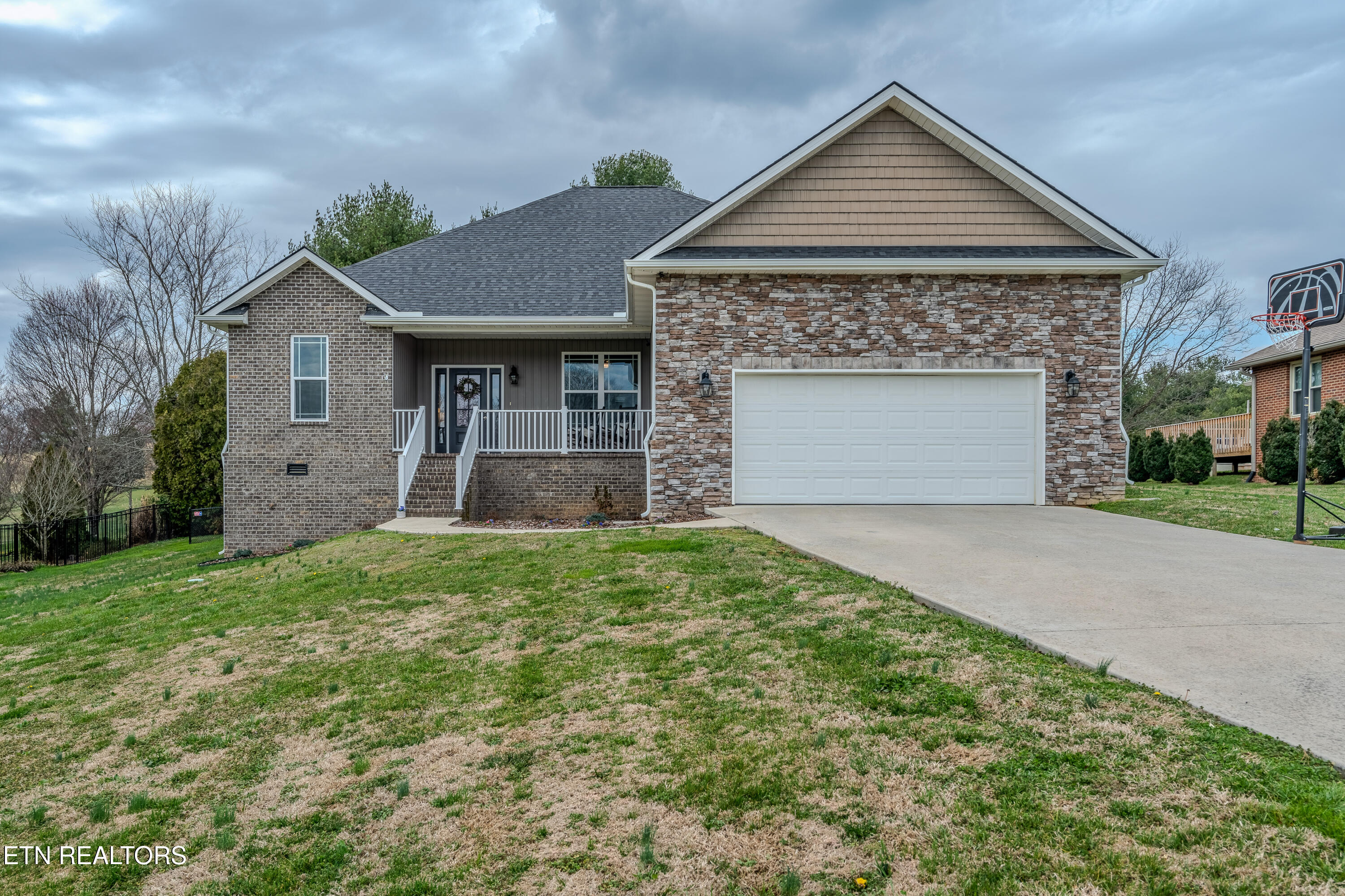 108 Ostenbarker Street Maryville TN 37804