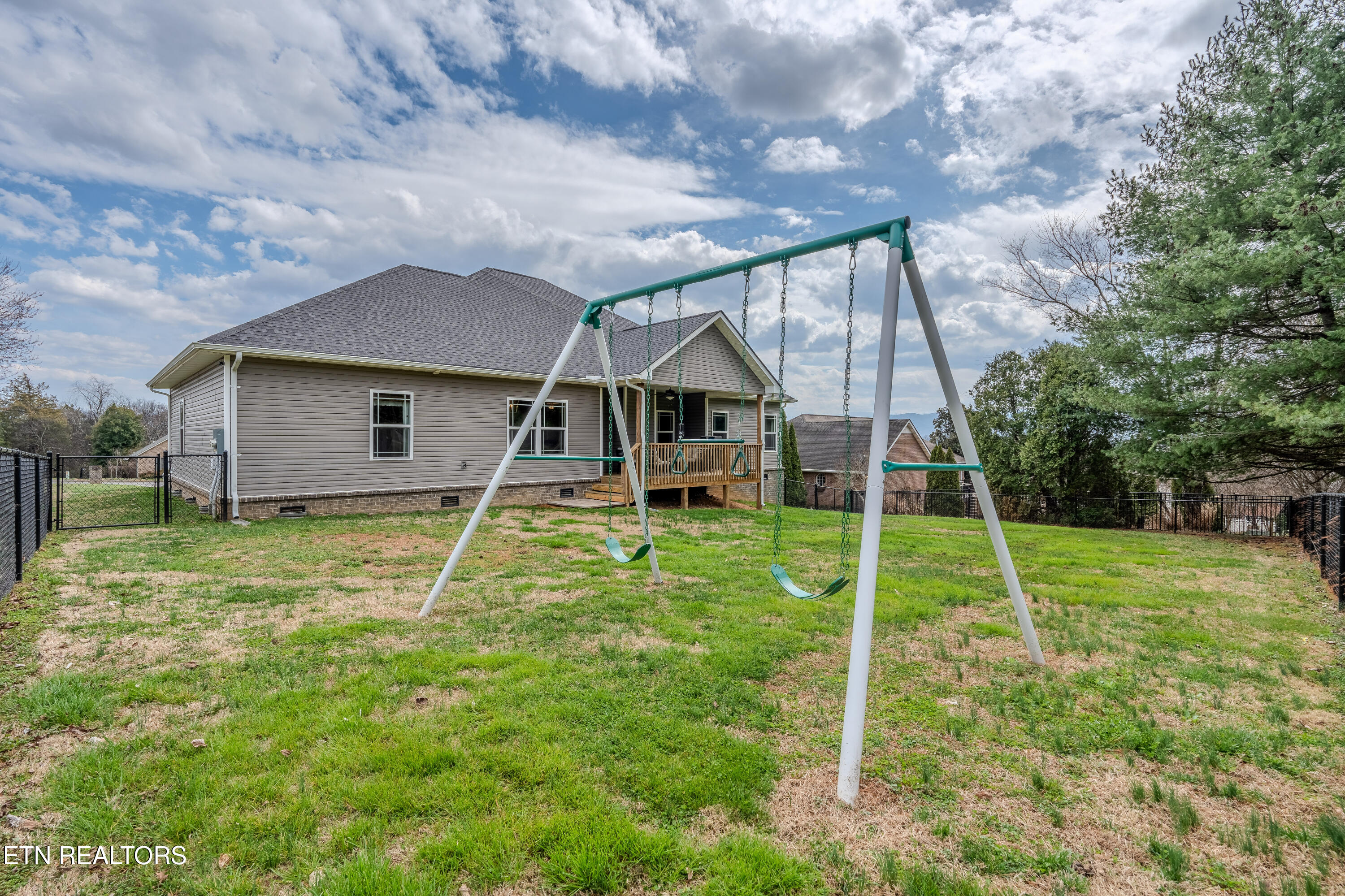 108 Ostenbarker Street Maryville TN 37804