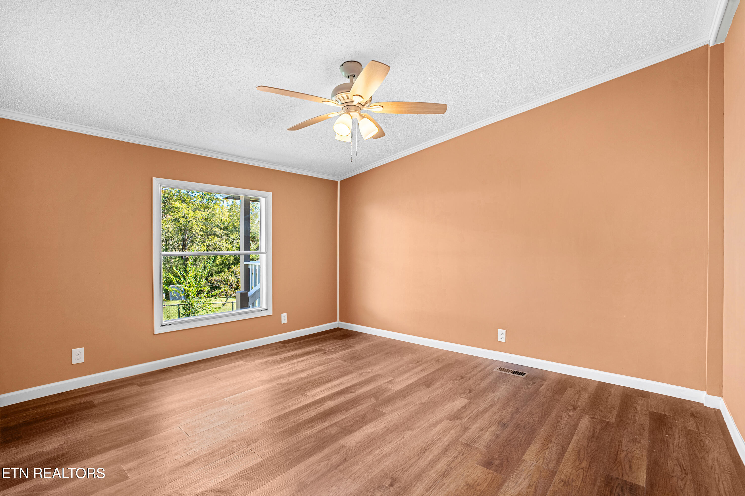 234 Red Bud Lane Sevierville TN 37876