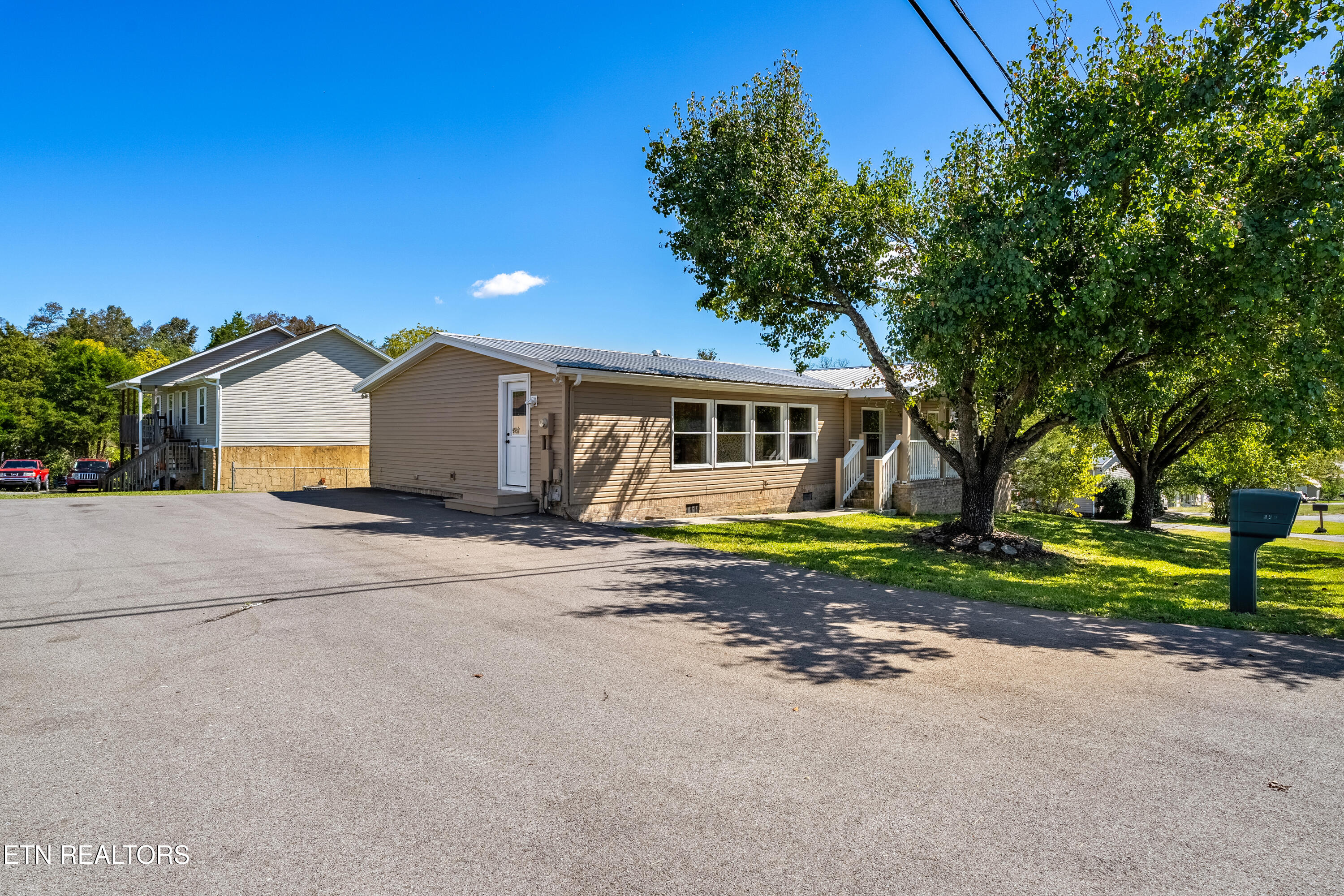 234 Red Bud Lane Sevierville TN 37876