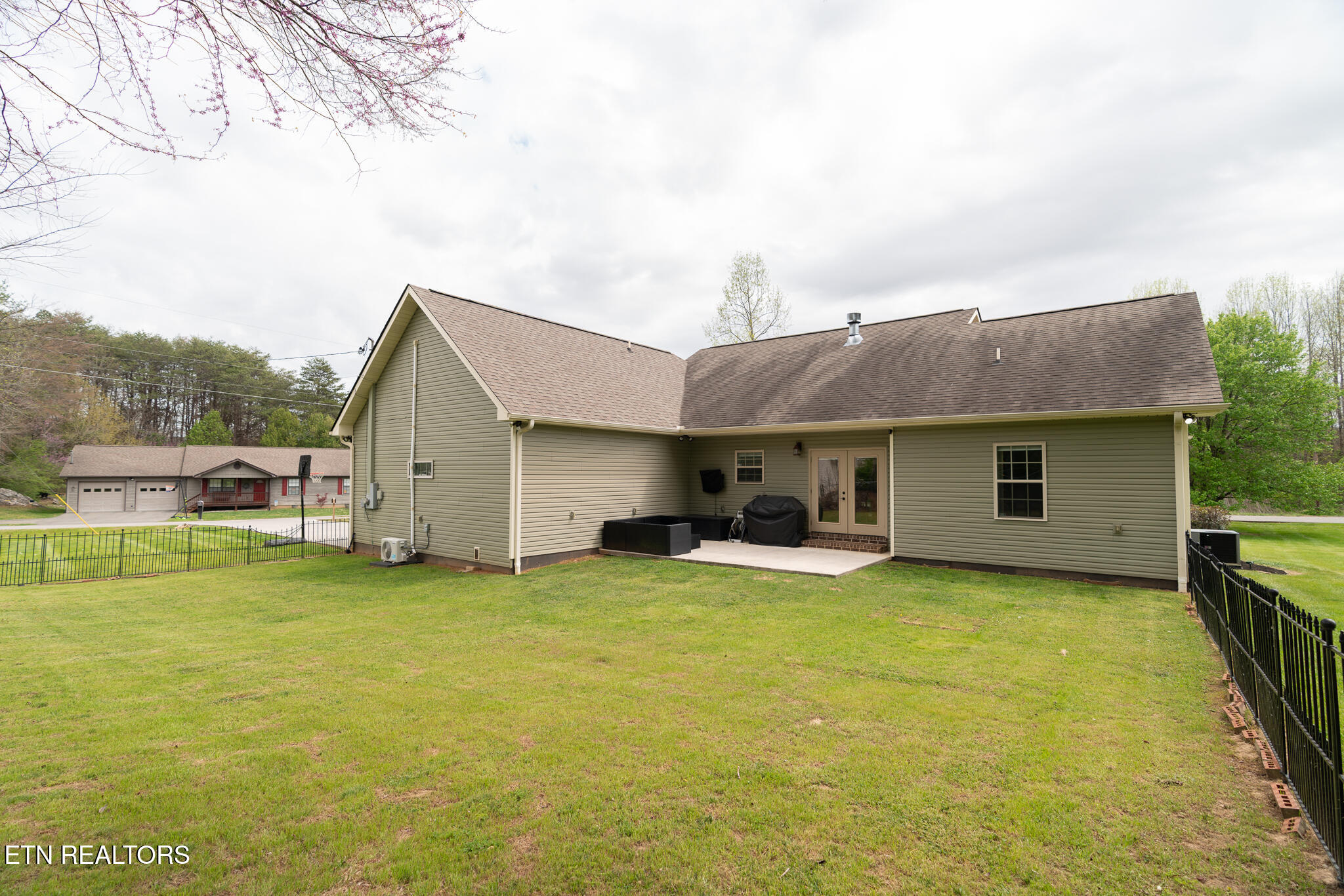 1105 Whirlaway Lane Seymour TN 37865