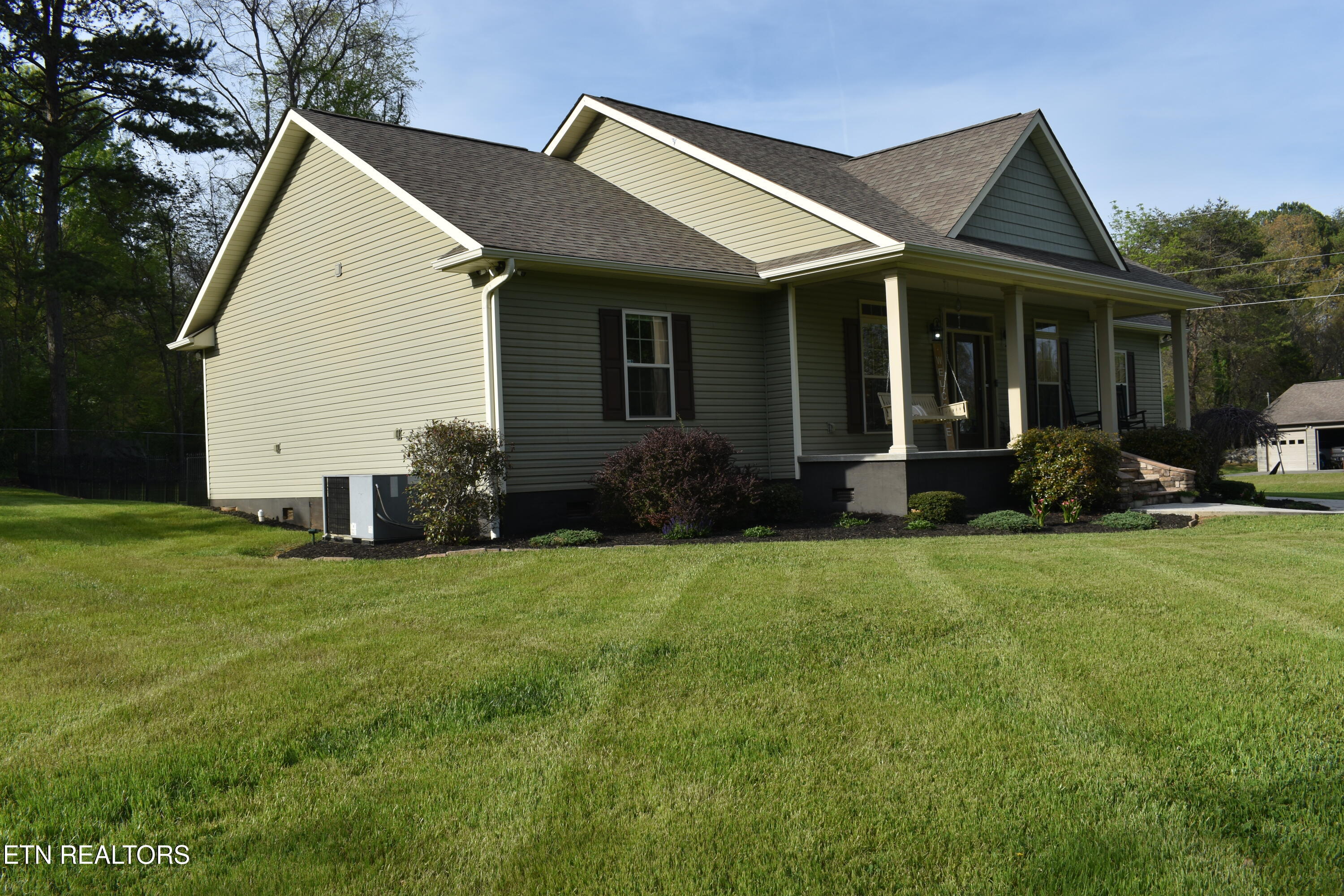 1105 Whirlaway Lane Seymour TN 37865