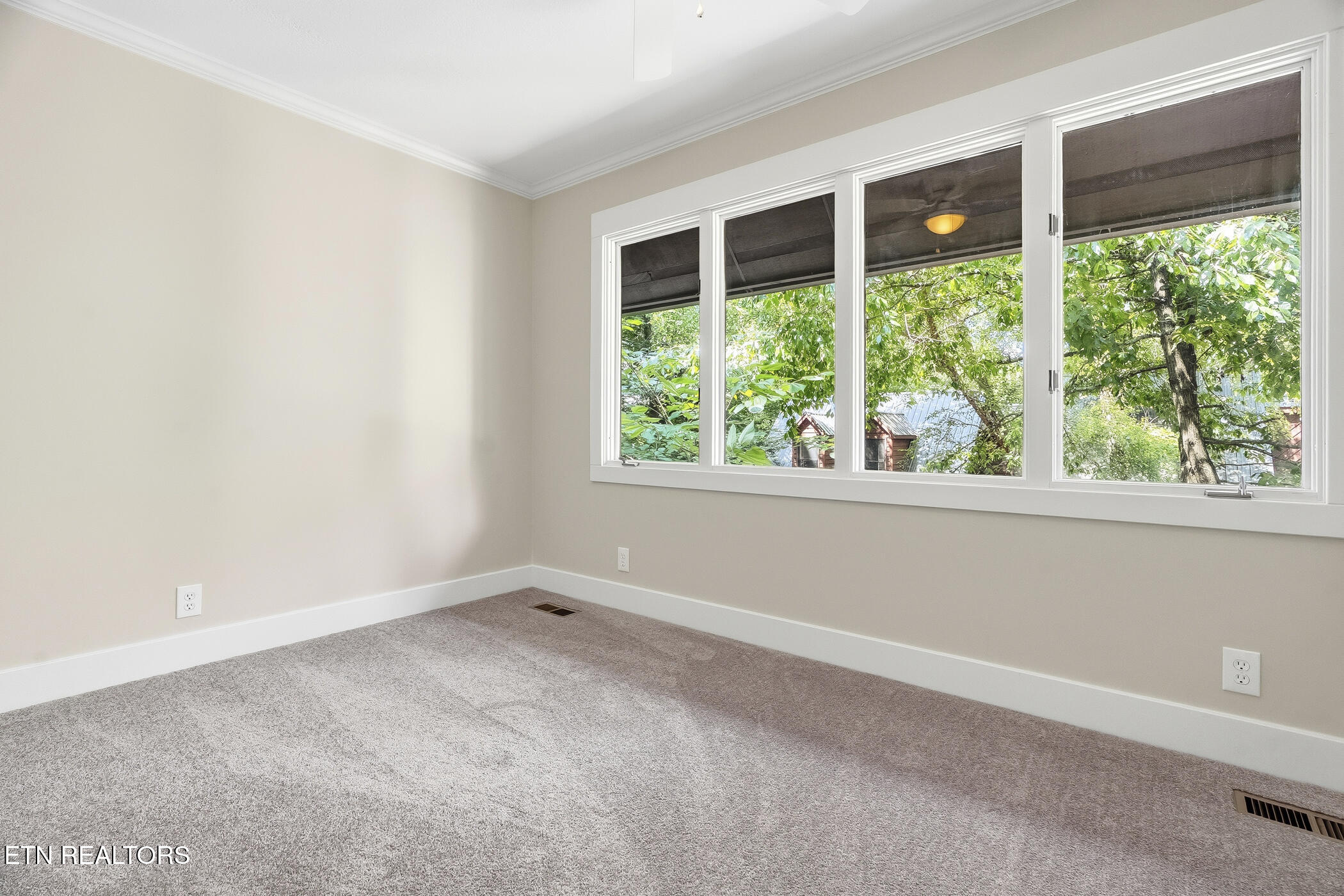 926 Wildwood Garden Drive Knoxville TN 37920