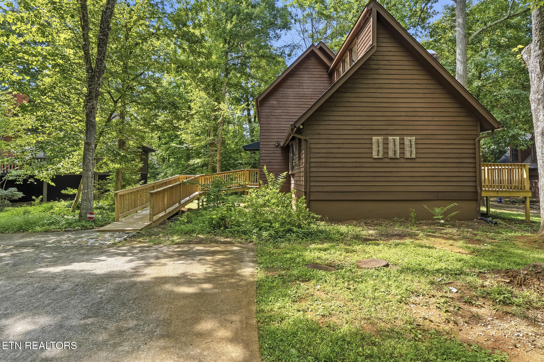 926 Wildwood Garden Drive Knoxville TN 37920
