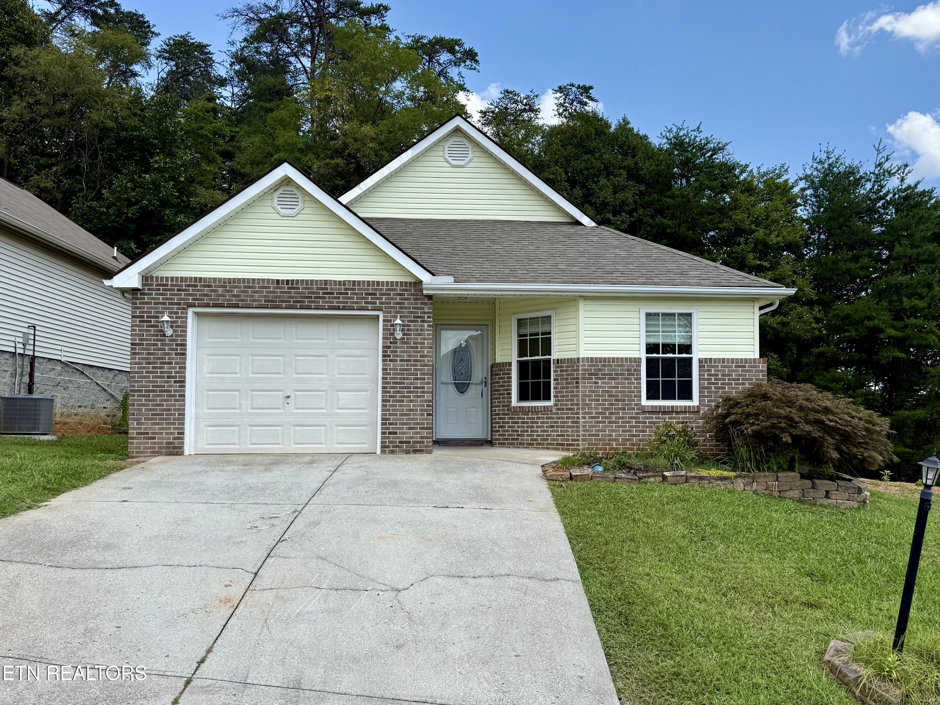 7408 Burnheim Way Knoxville TN 37920