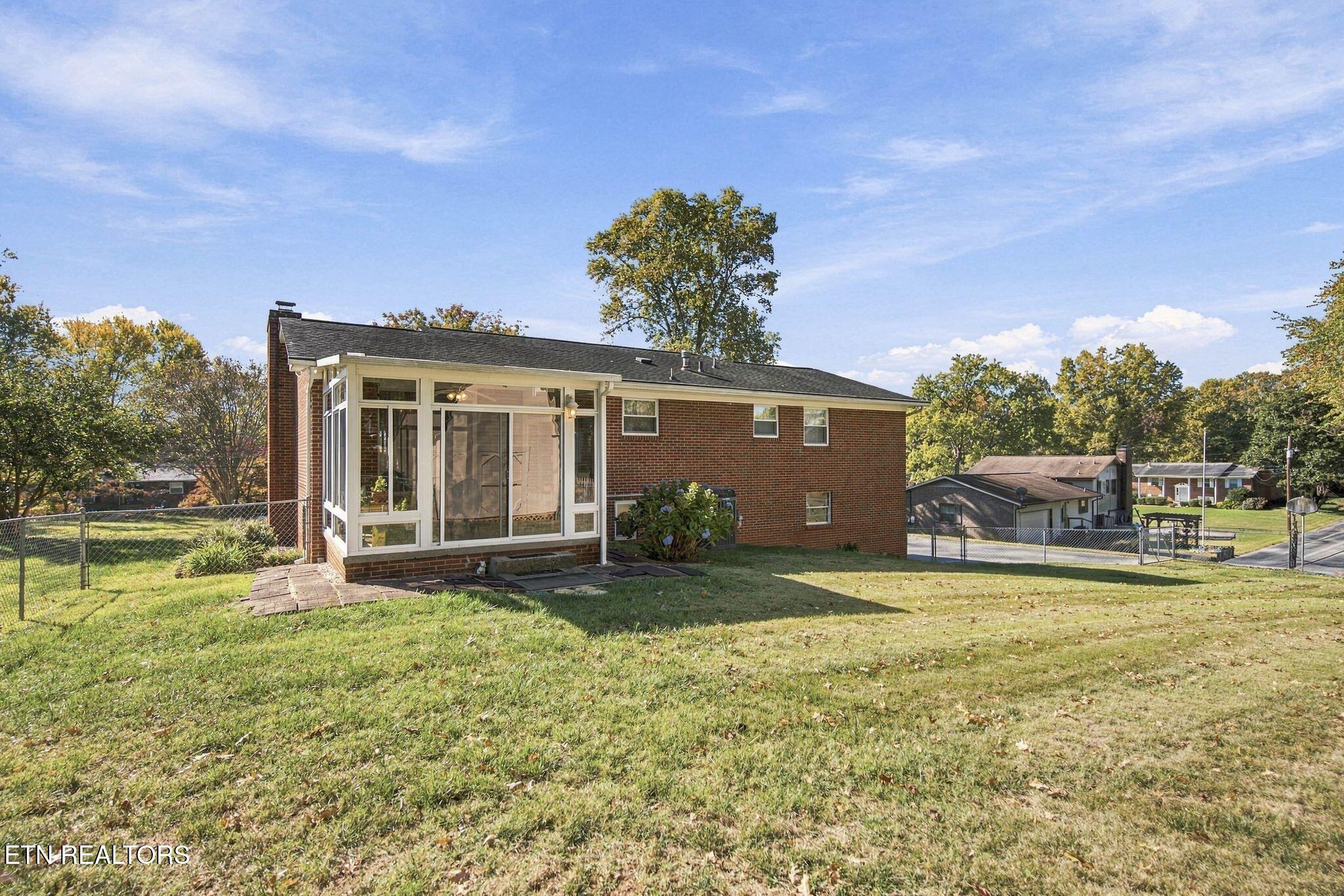 9533 Mobile Drive Knoxville TN 37923