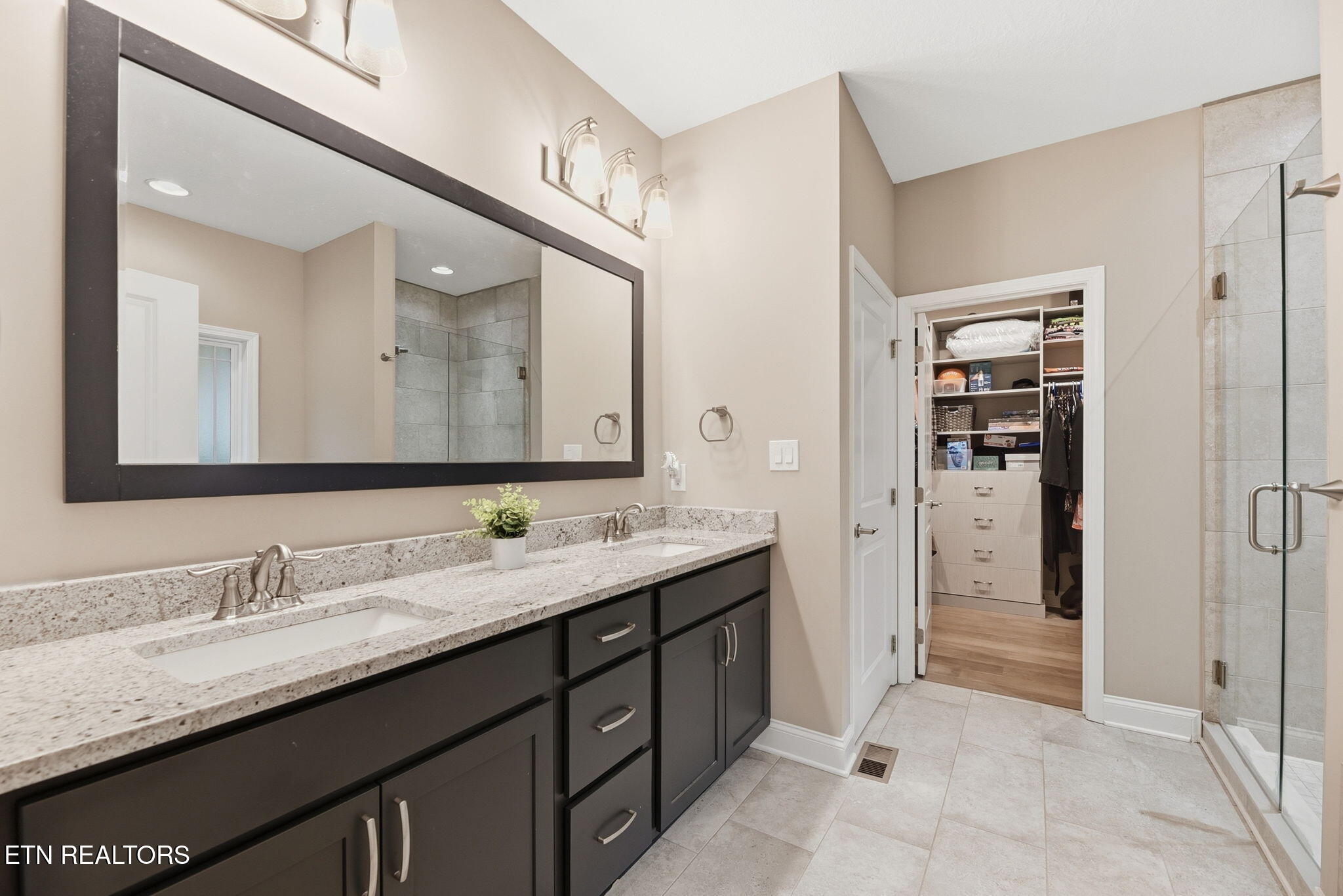137 Black Oak Drive Oak Ridge TN 37830