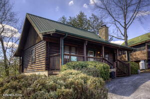 515 Chickasaw Gap Way Pigeon Forge TN 37863