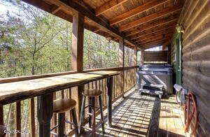 515 Chickasaw Gap Way Pigeon Forge TN 37863
