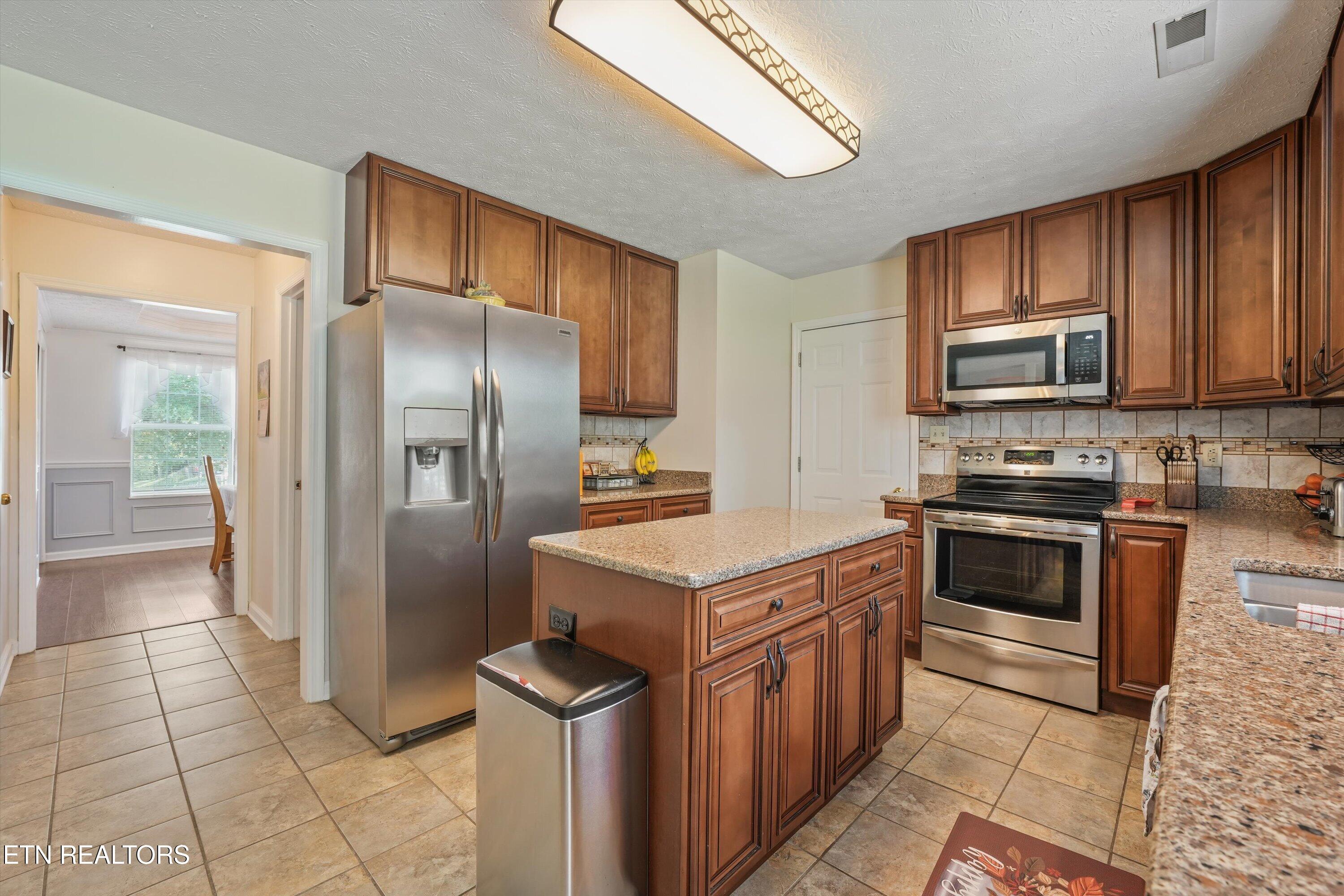 8022 Maple Run Lane Knoxville TN 37919