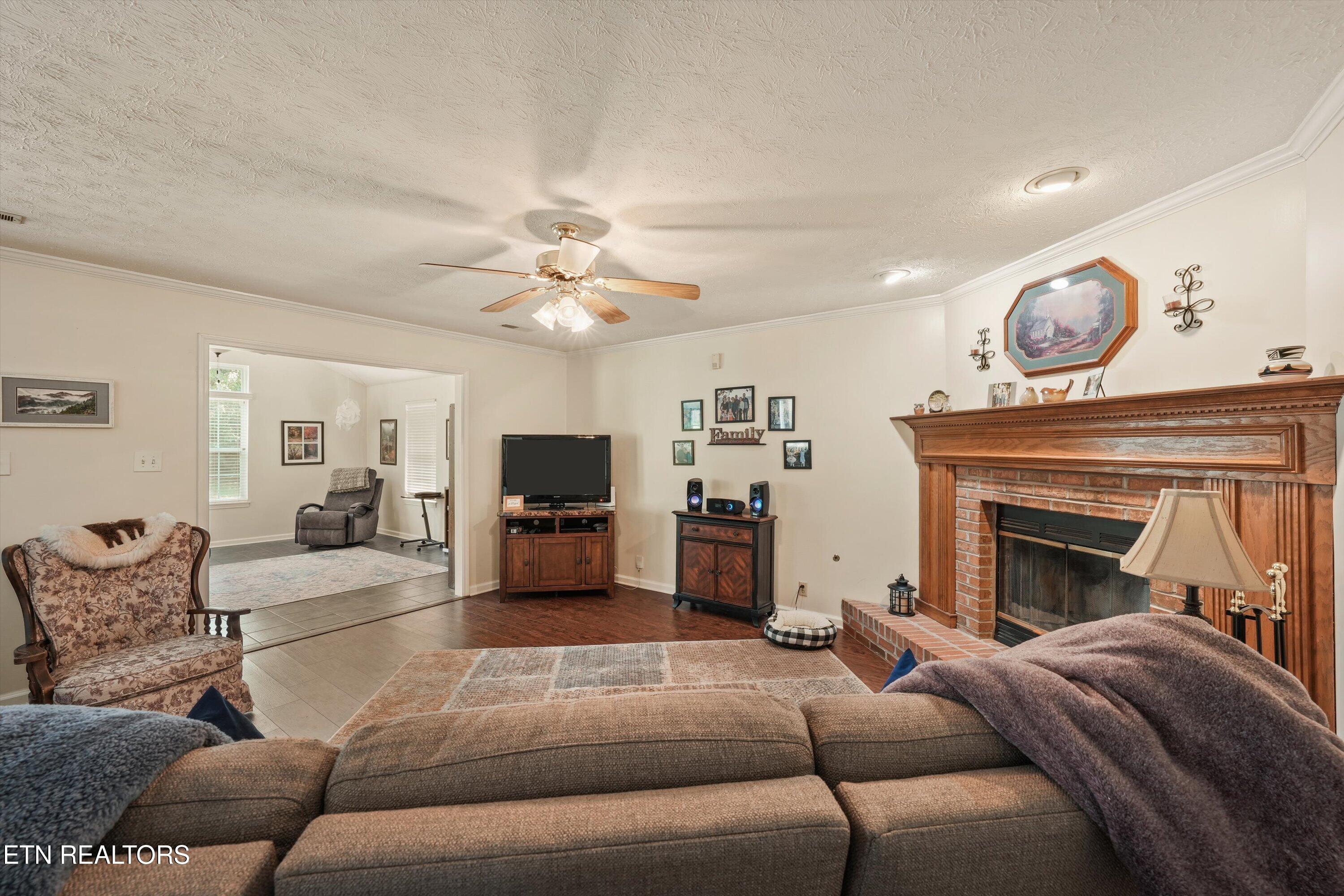 8022 Maple Run Lane Knoxville TN 37919