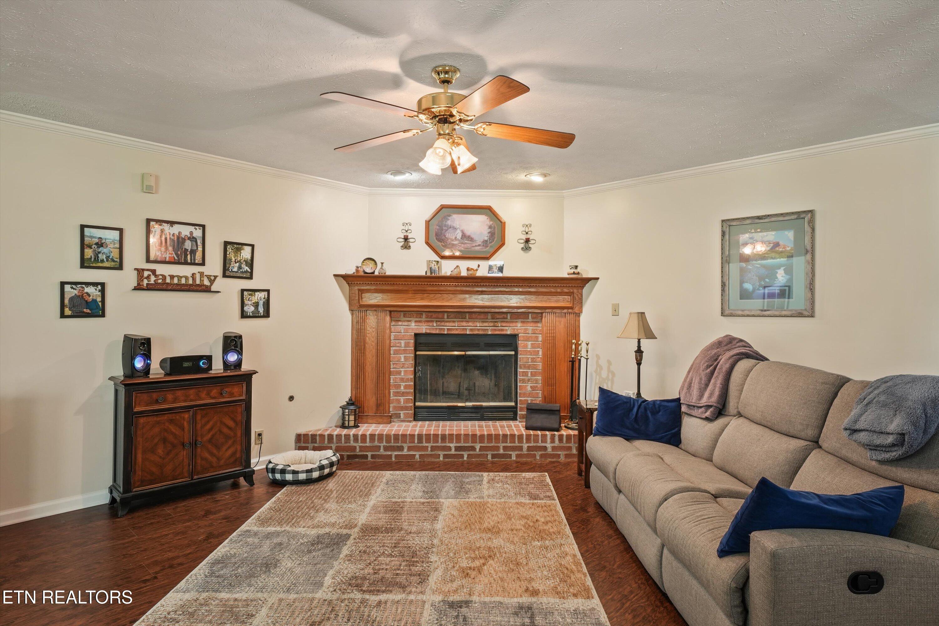 8022 Maple Run Lane Knoxville TN 37919