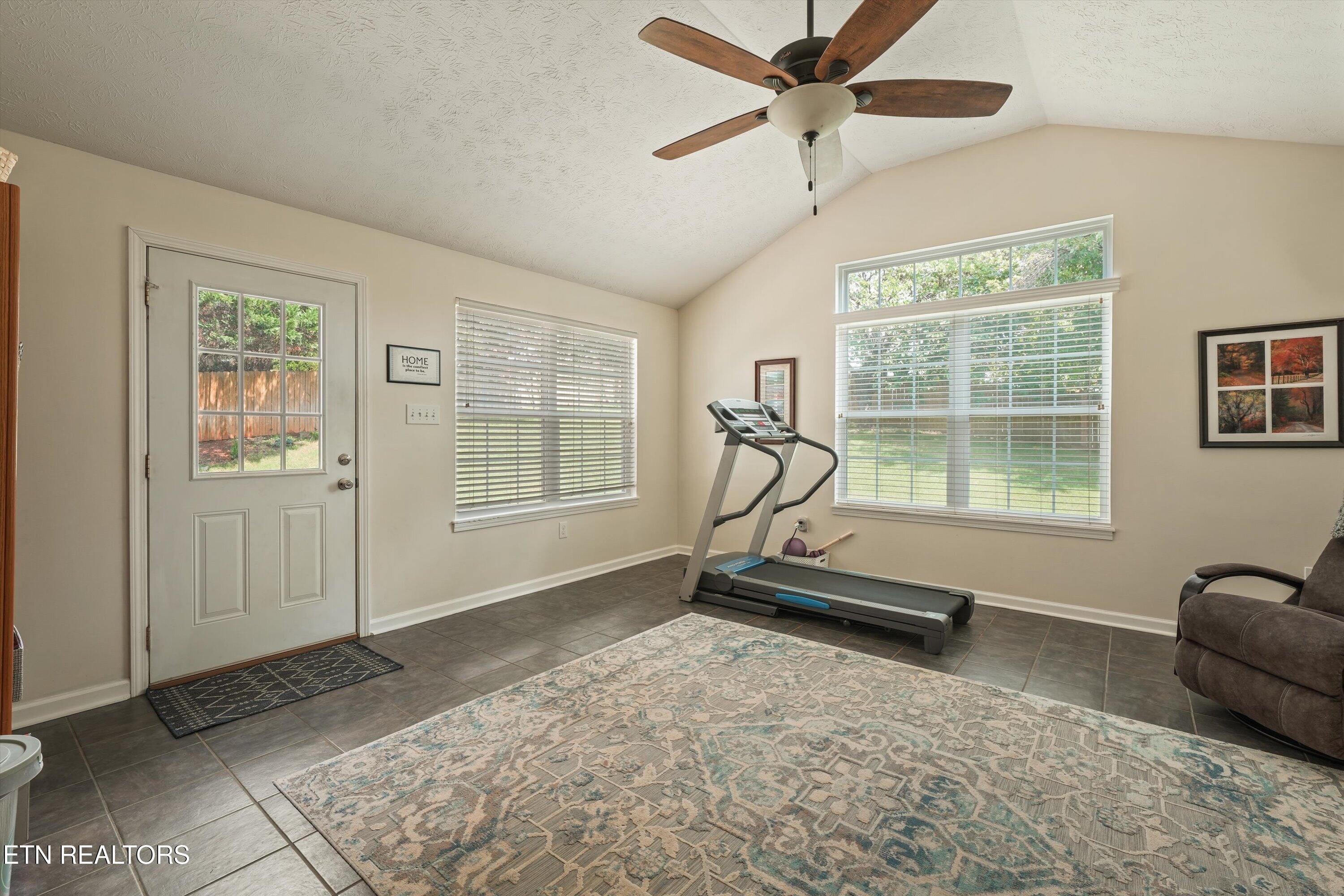 8022 Maple Run Lane Knoxville TN 37919
