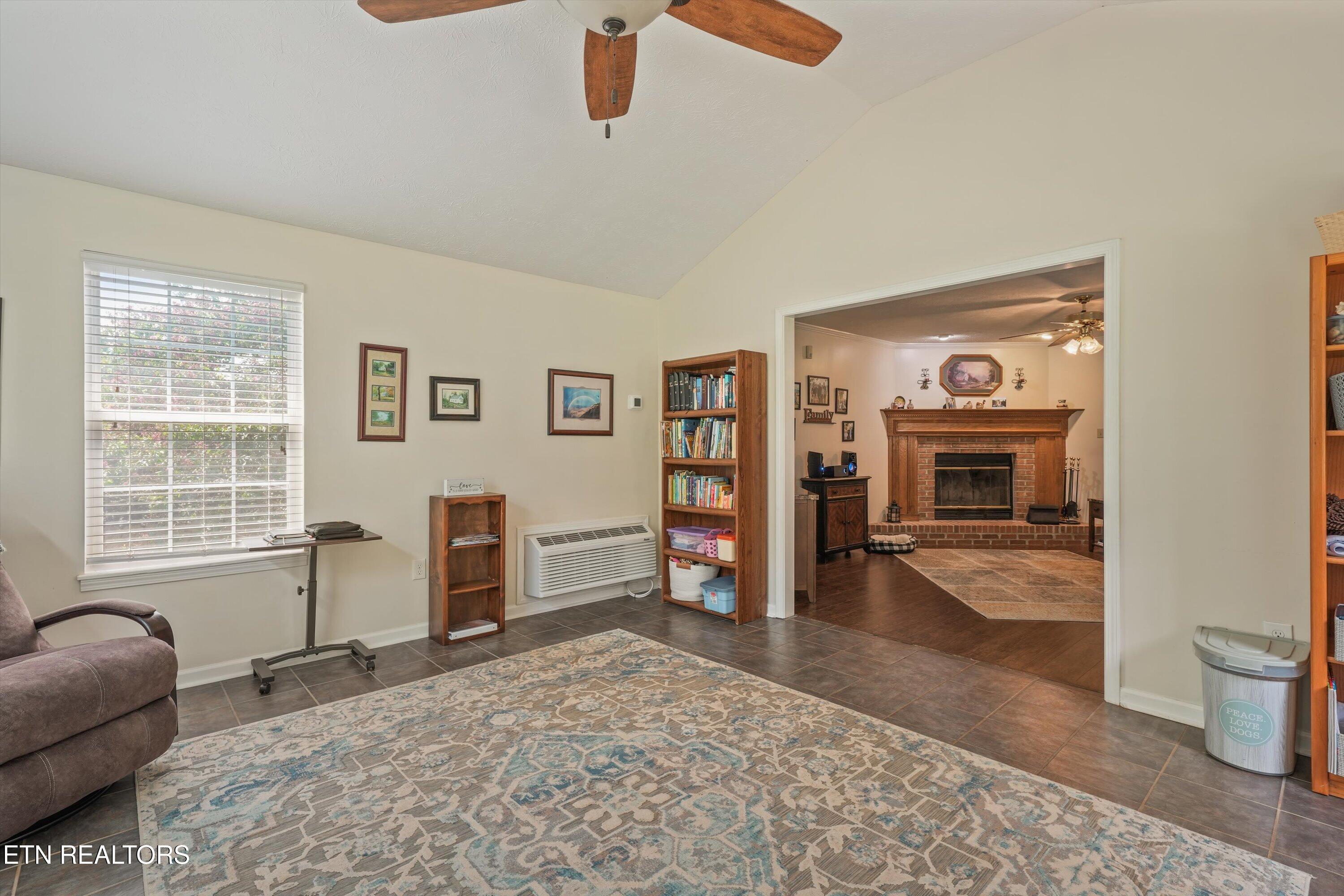 8022 Maple Run Lane Knoxville TN 37919