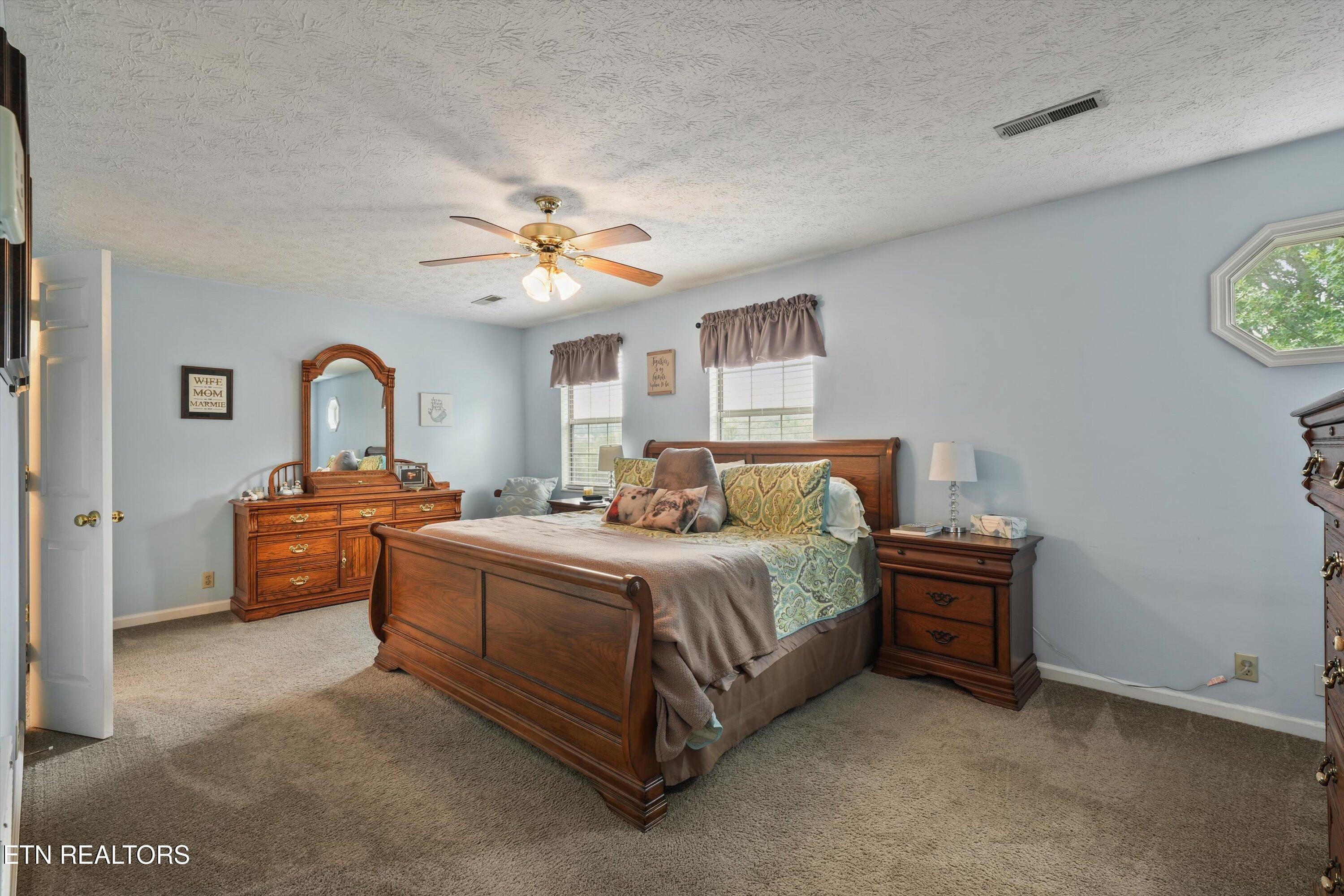 8022 Maple Run Lane Knoxville TN 37919