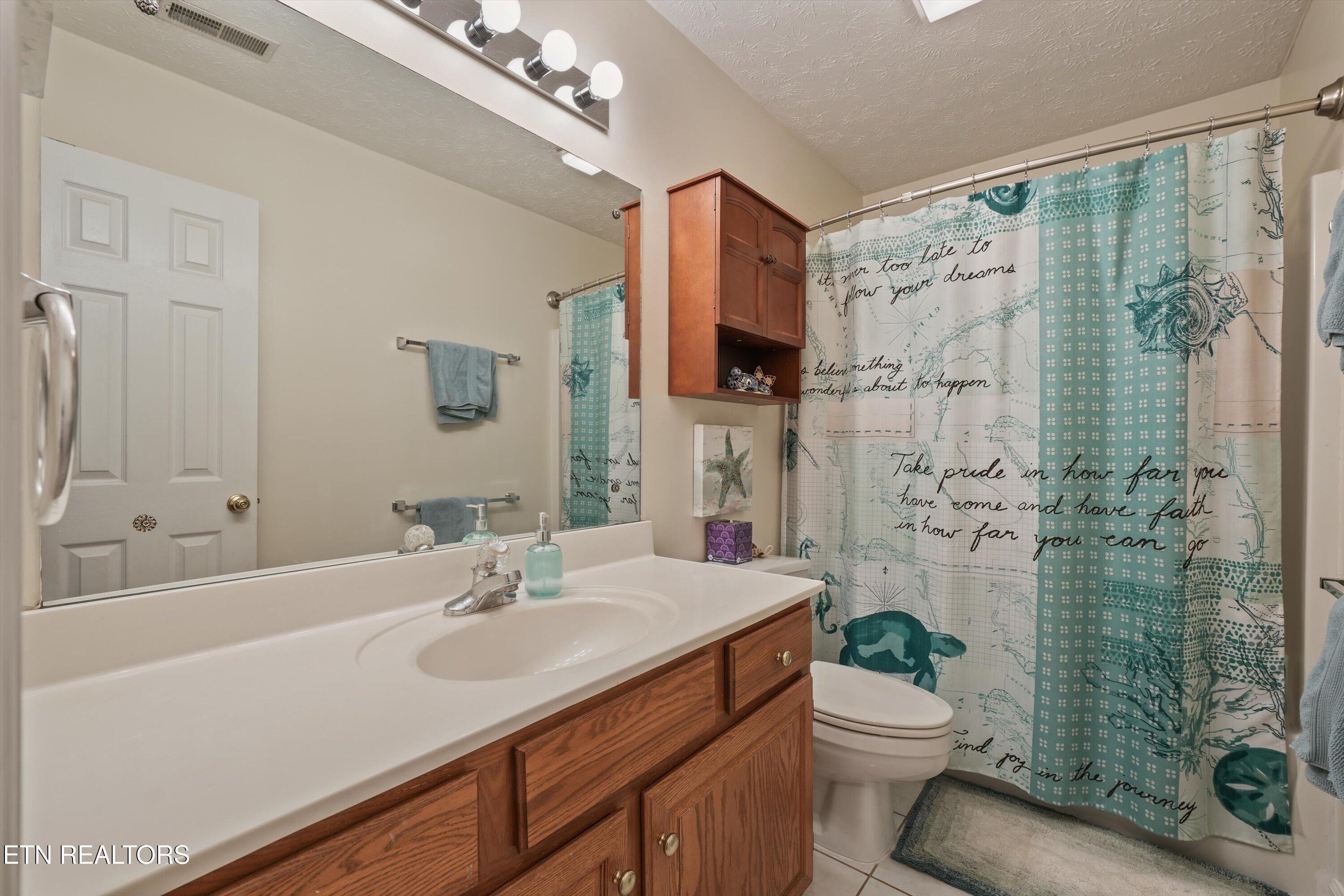 8022 Maple Run Lane Knoxville TN 37919