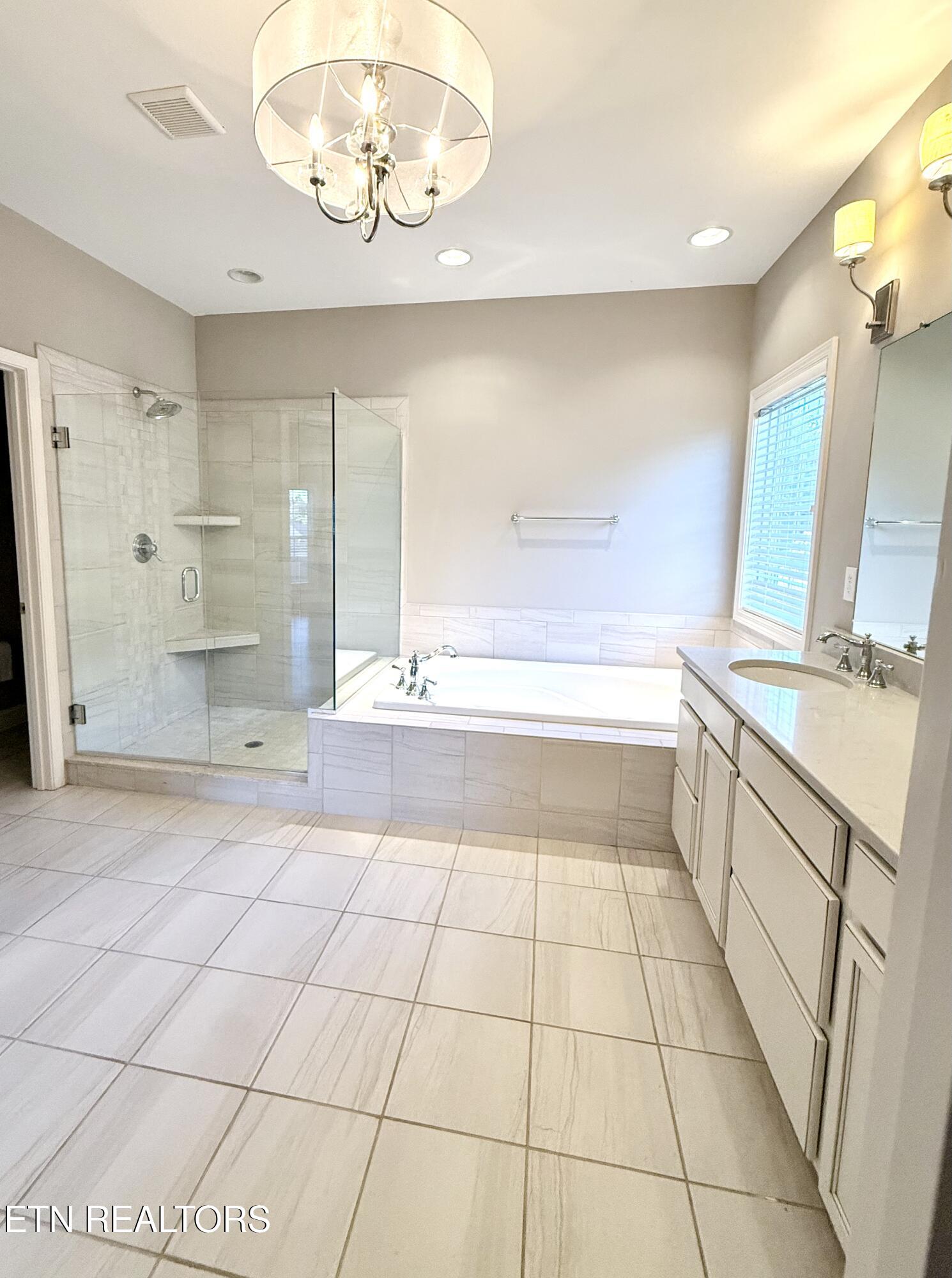1027 Prince George Parish Drive Knoxville TN 37934