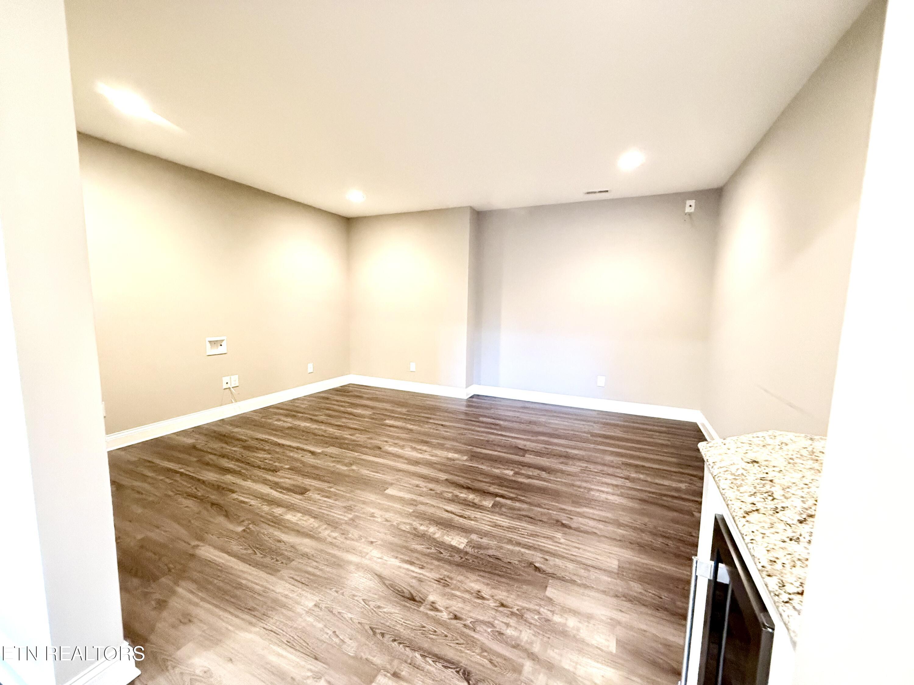 1027 Prince George Parish Drive Knoxville TN 37934