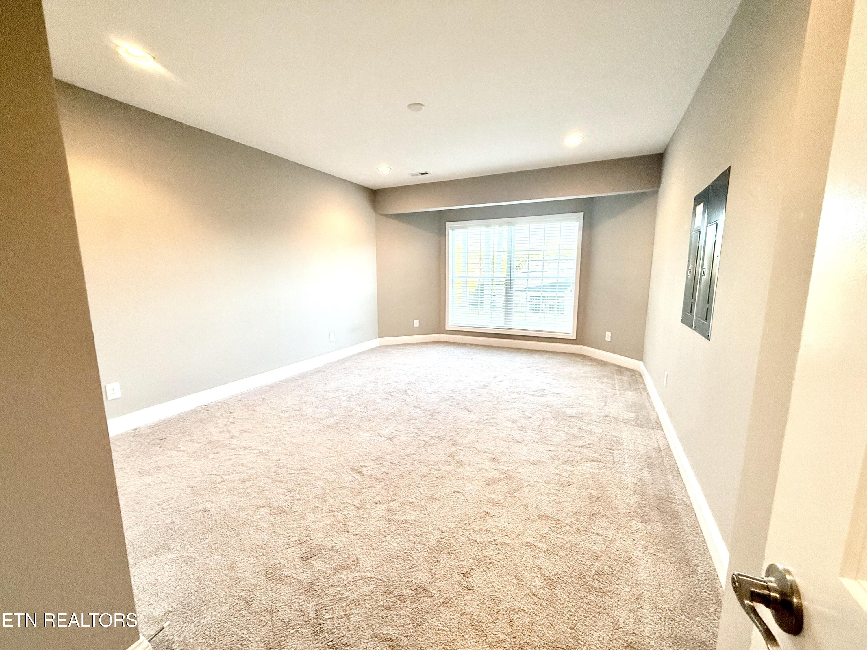 1027 Prince George Parish Drive Knoxville TN 37934