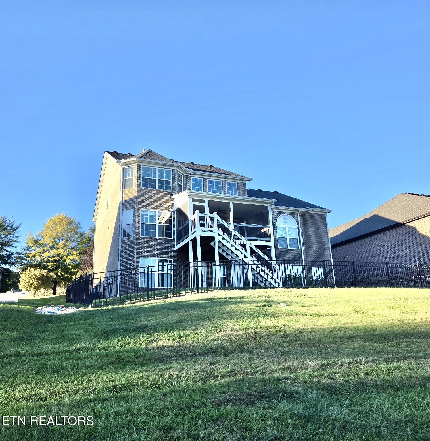 1027 Prince George Parish Drive Knoxville TN 37934
