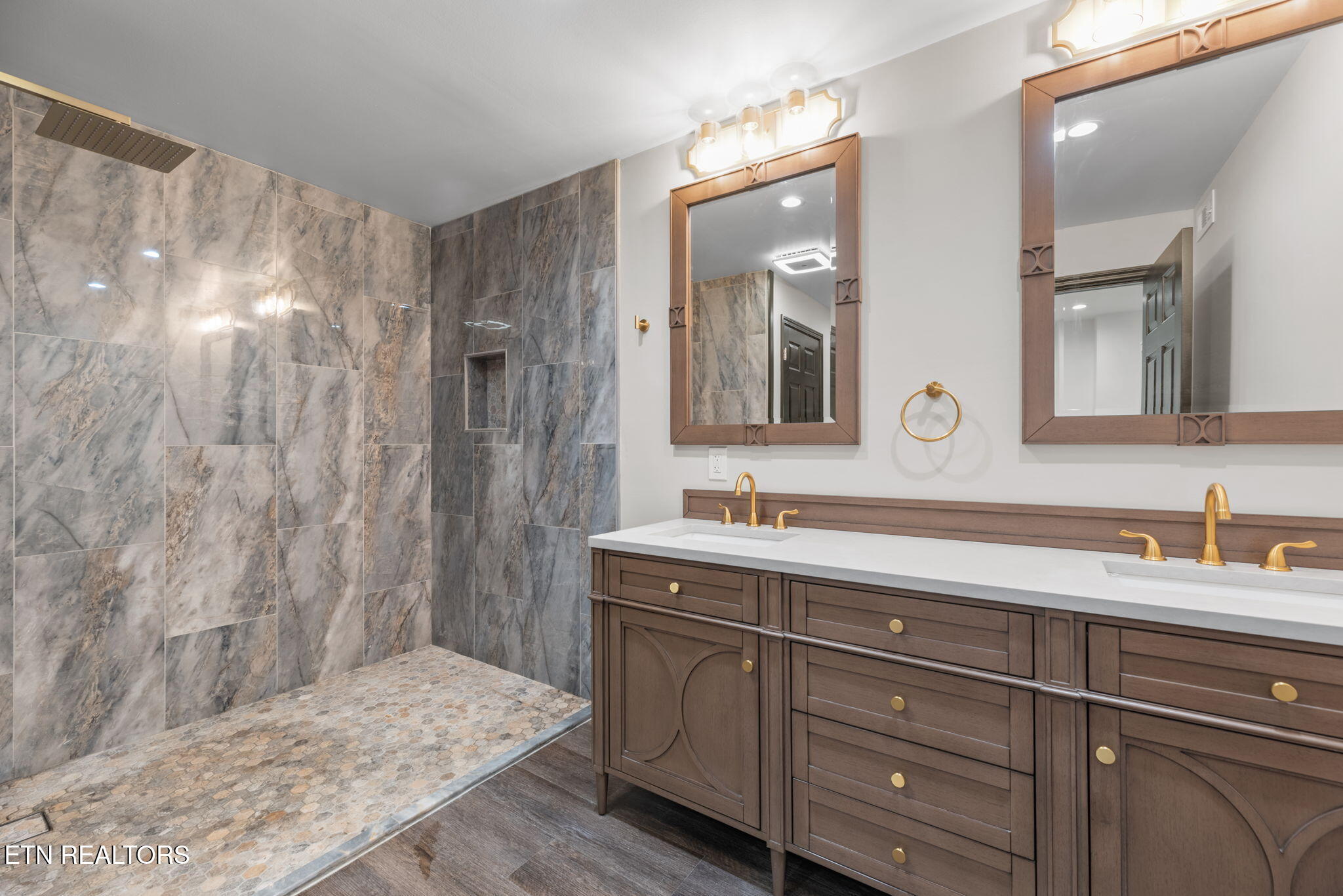 101 Dana Drive Oak Ridge TN 37830