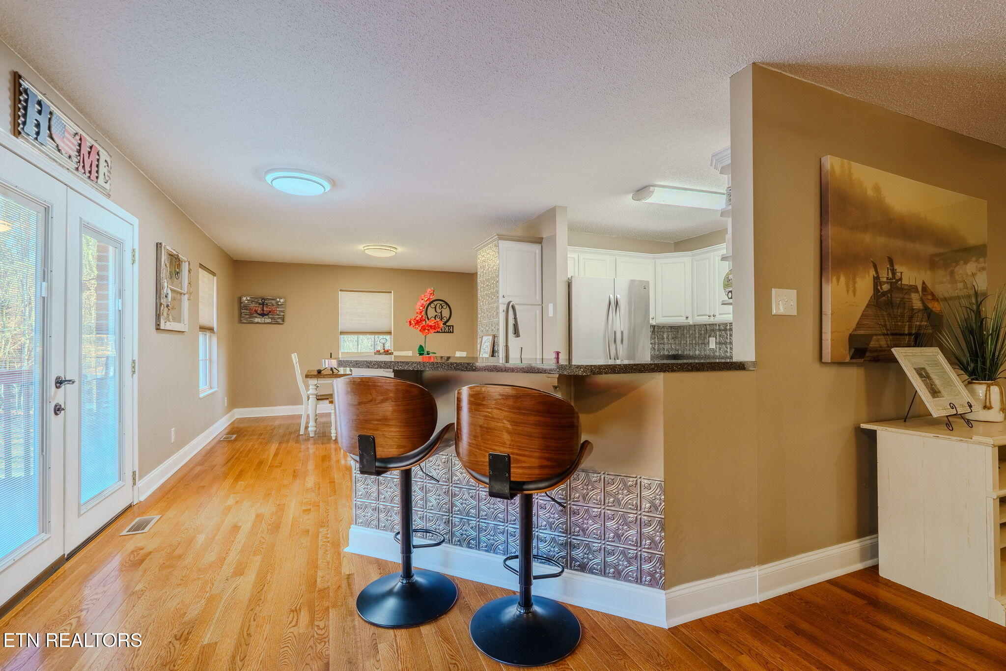 2823 Niles Ferry Road Vonore TN 37885