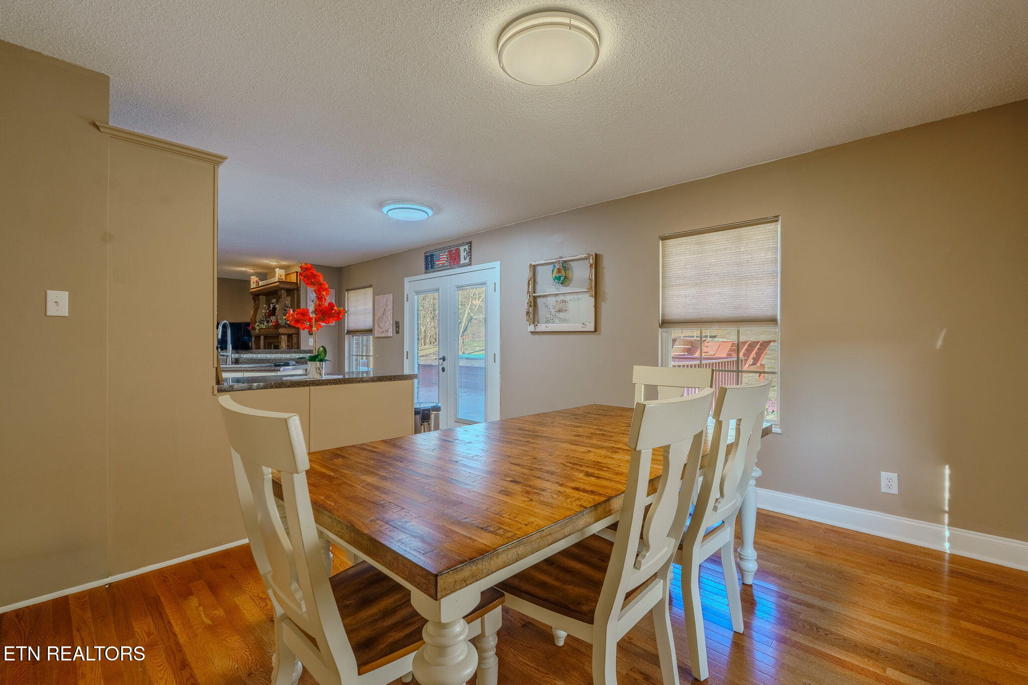 2823 Niles Ferry Road Vonore TN 37885