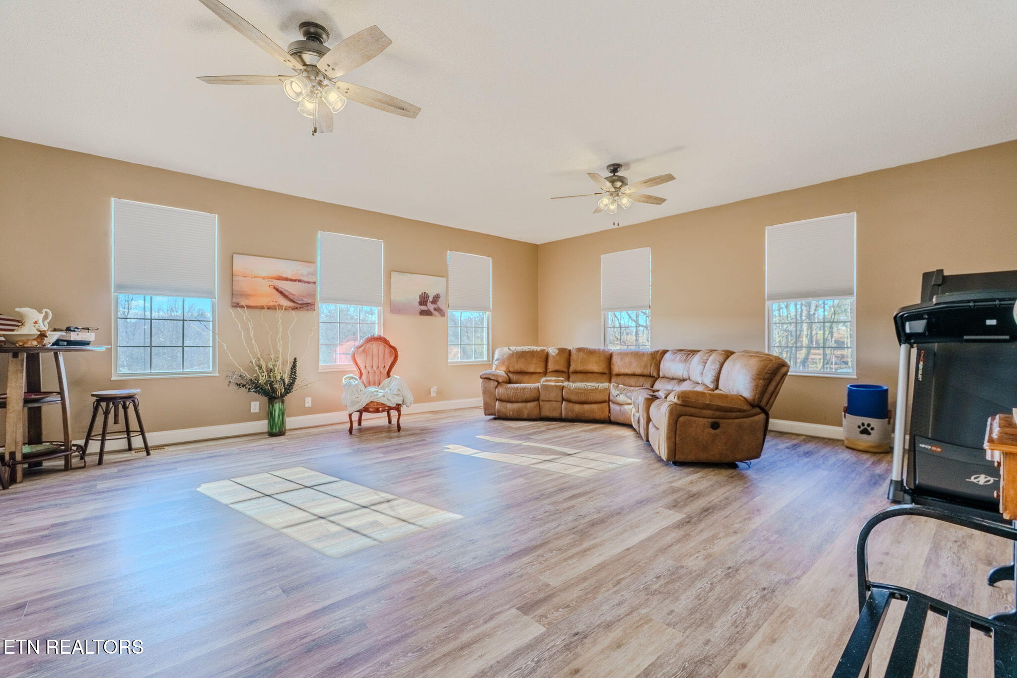 2823 Niles Ferry Road Vonore TN 37885