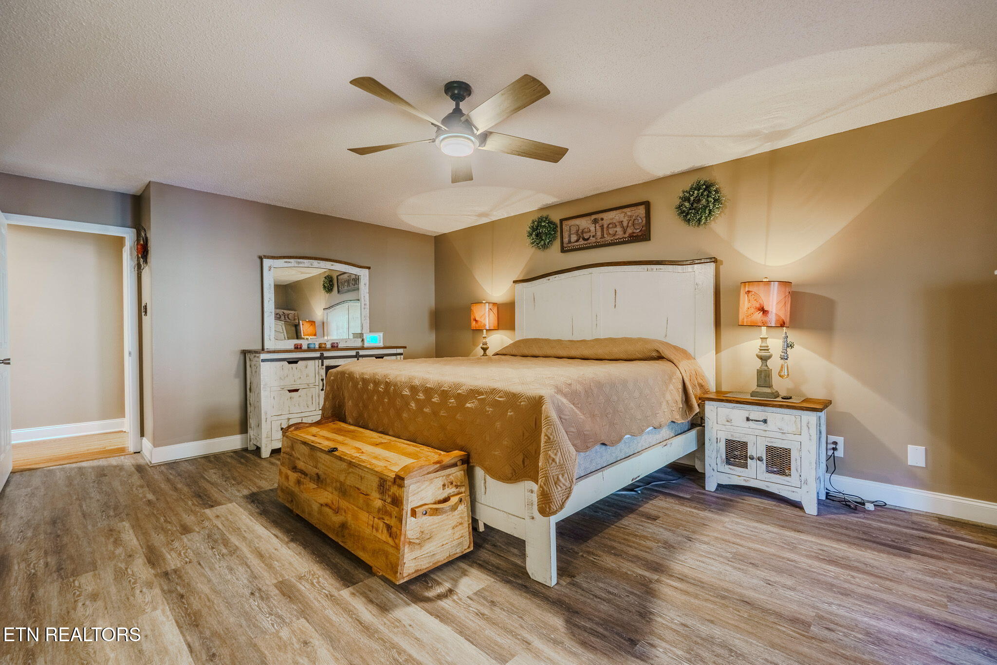 2823 Niles Ferry Road Vonore TN 37885
